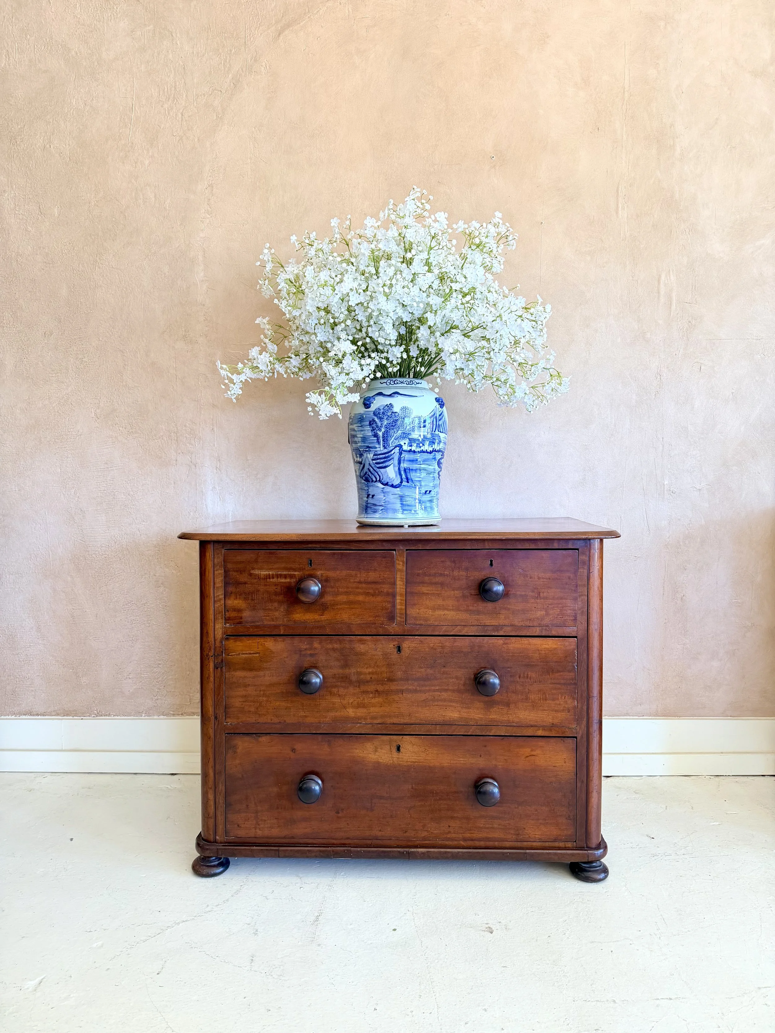 VICTORIAN MAHOGANY CHEST