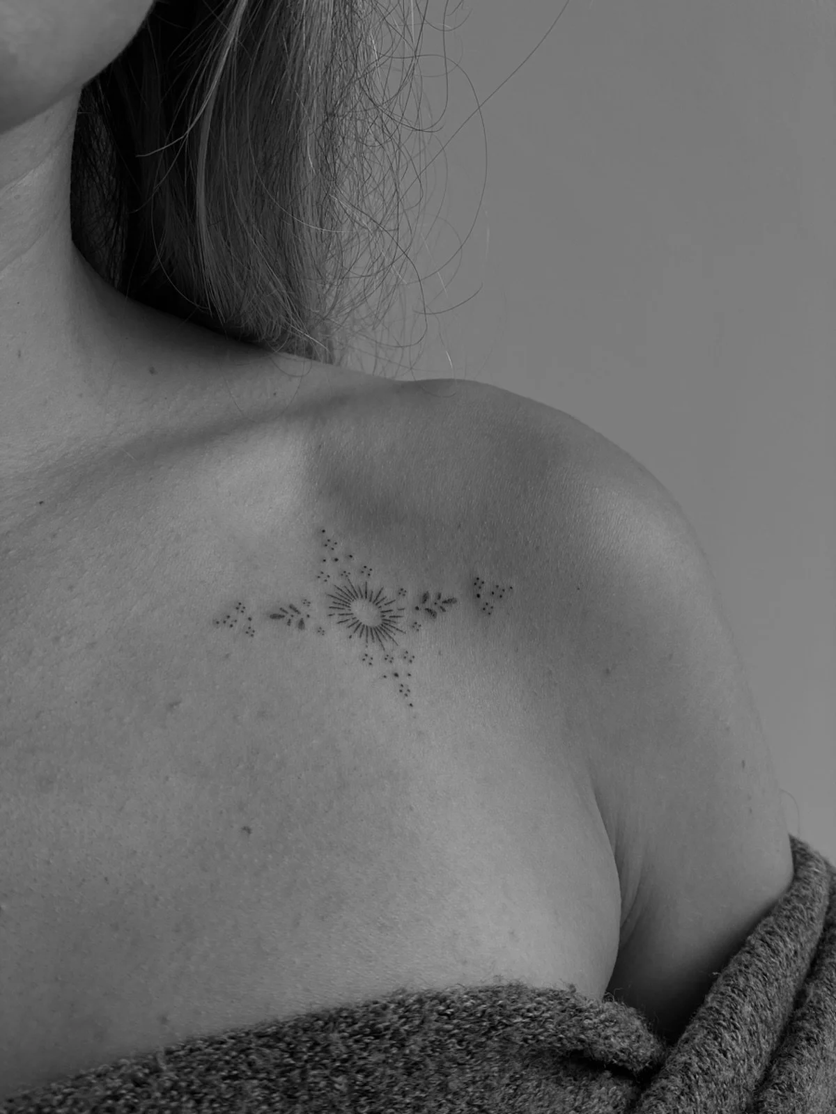 a handpoked love letter. 🌞

TATTOO | HANDPOKE | SUN

#handpoked #tattooswitzerland #ritualtattoo