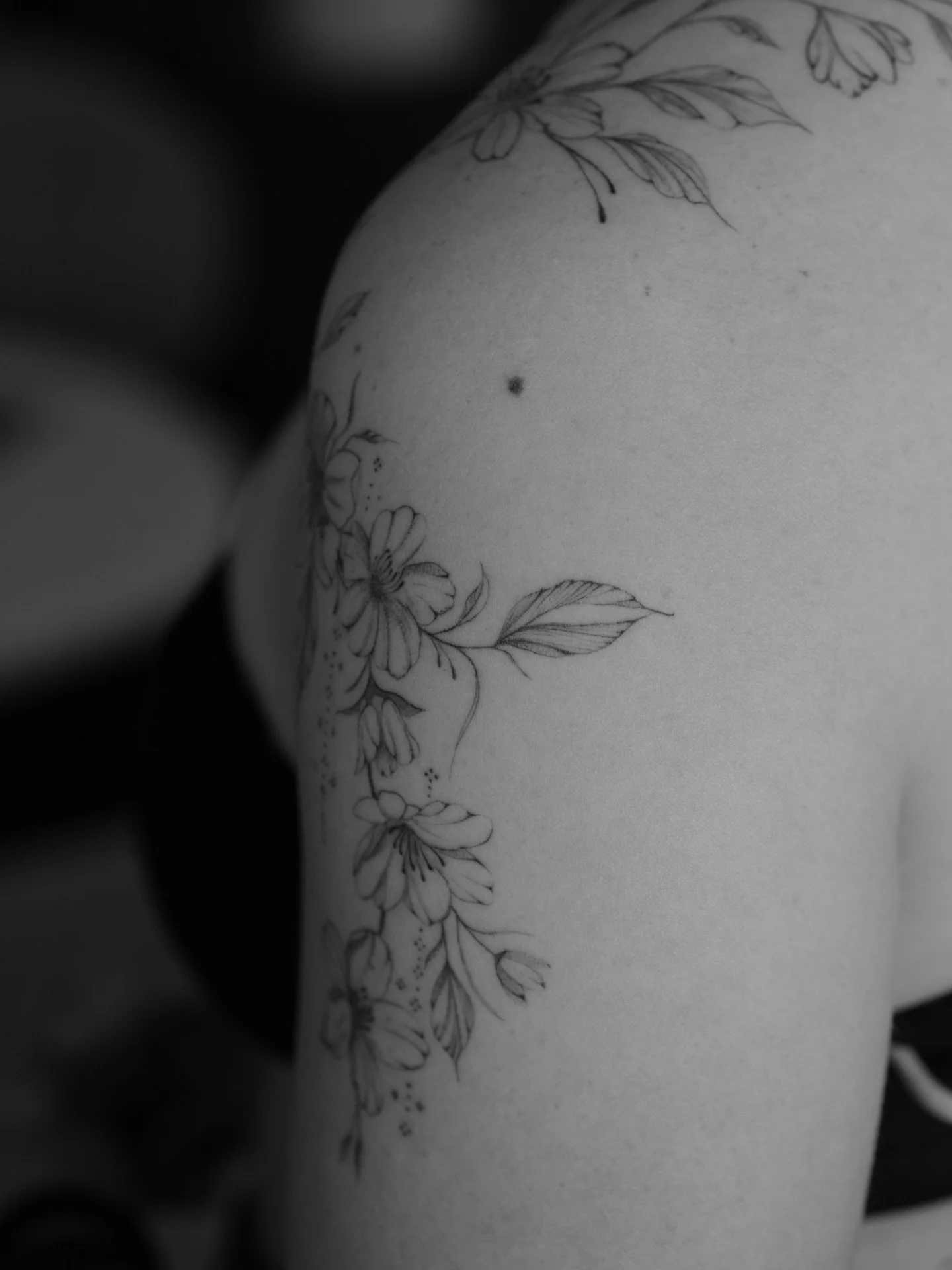 "flowers don&rsquo;t rush" - healed tattoo. 🌸

they don&rsquo;t ask if they&rsquo;re ready,
or if the world will understand their colors.

they open
petal by petal,
towards the light they trust
even on cloudy days.

rooted in darkness,
rea