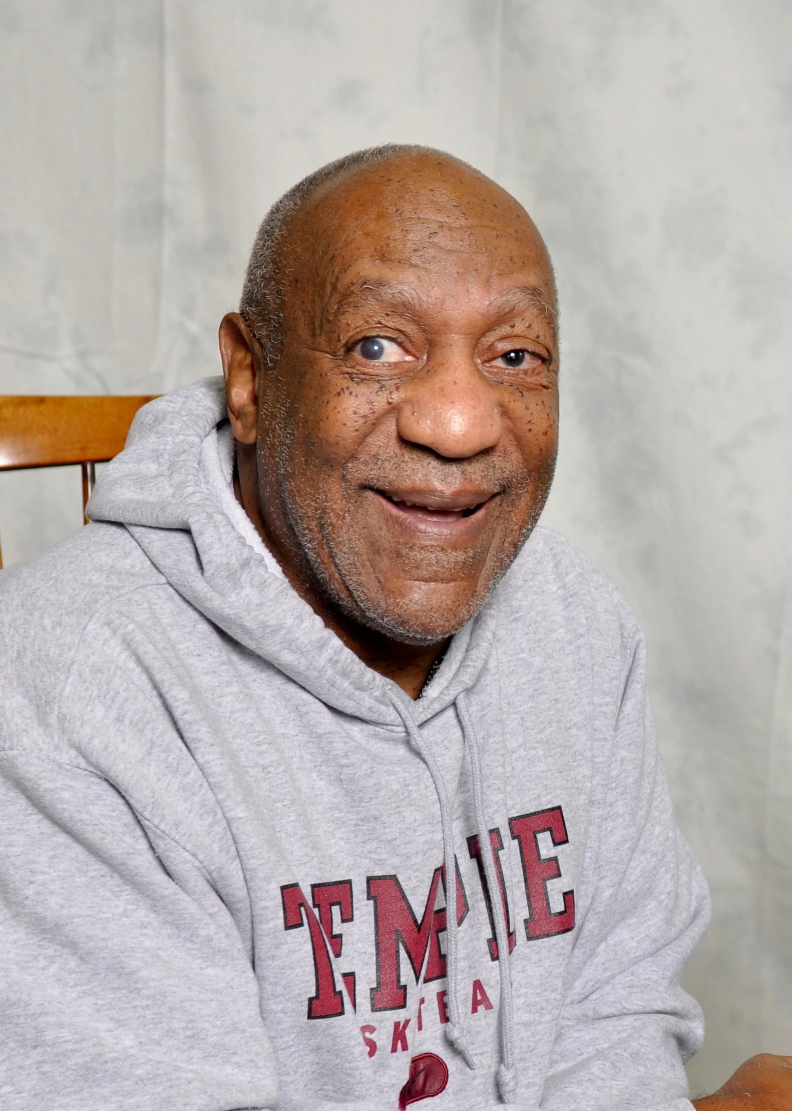 Bill_Cosby_(6343659237)_(cropped).jpg