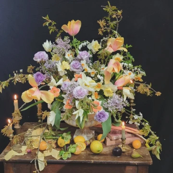 M A S T E R S
▫️
What better way to celebrate the Easter Sunday then a little round of applause for my Dutch Master's Trial.
▫️
Of course I decided to challenge myself and used the largest vessel at the @fleuropean course. And use colours that usuall