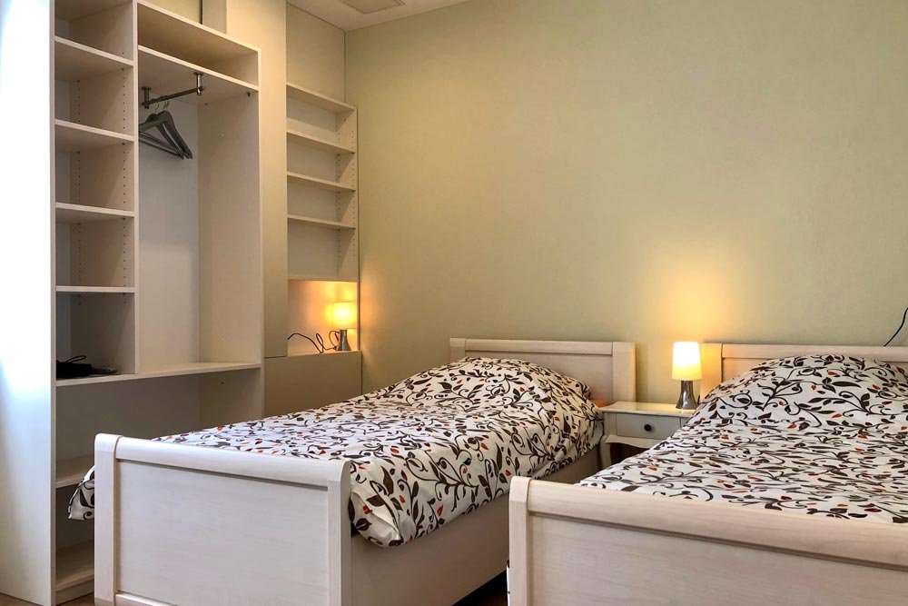  Gemütliches Schlafzimmer mit Stauraum – perfekte Ferienwohnung in Leipzig 