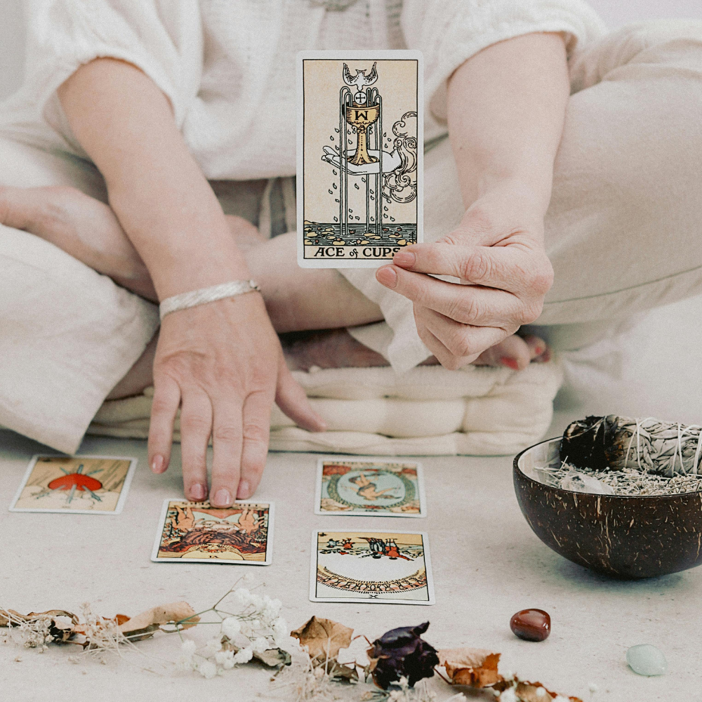 Find Trusted Psychics UK for Phone & Email Psychic Readings