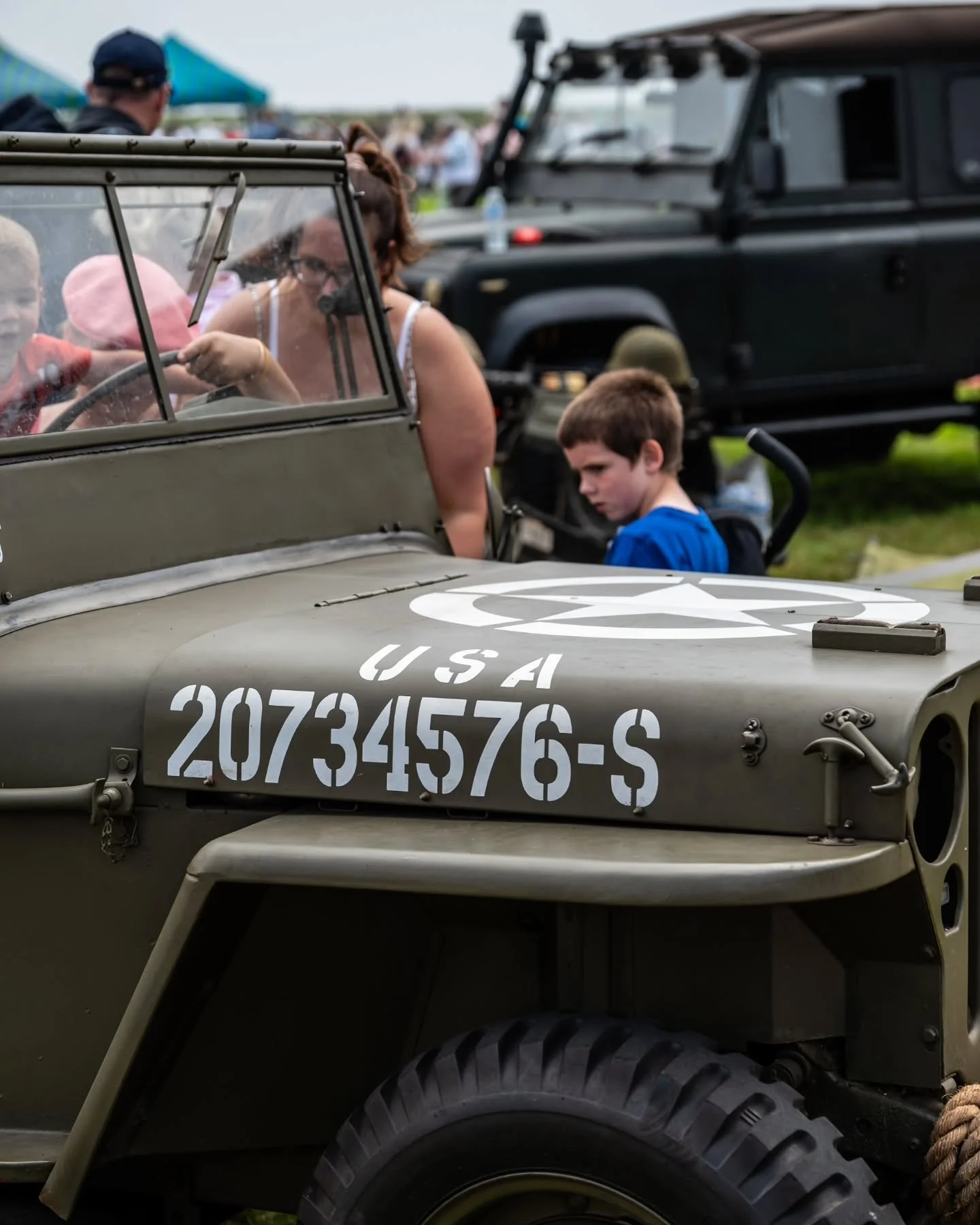 💂&zwj;♂️
&bull;
📌 Armed Forces Day, 2025
&bull;
#newtownards #ardsairfield #militaryhistory #armedforcesday #restoration #museum #army #irishguards #northernirelandphotographer #northernireland #northernirelandphotography #ulstermilitaryvehicleclub