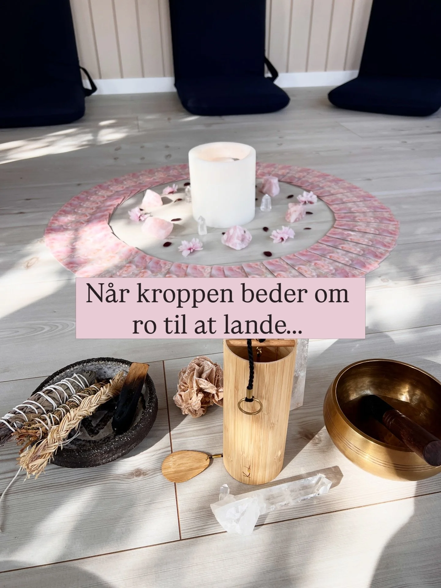 Svimmelhed. 
Tr&aelig;thed.
Kvalme.
Hjertebanken.
Hovedpine. 
&Oslash;mhed i kroppen m.m. 

Kan alle v&aelig;re tegn p&aring; at kroppen rekalibrerer til en ny energi.🌀

Til vores ceremoni i torsdags var det s&aelig;rdeles kraftfulde energier, der a