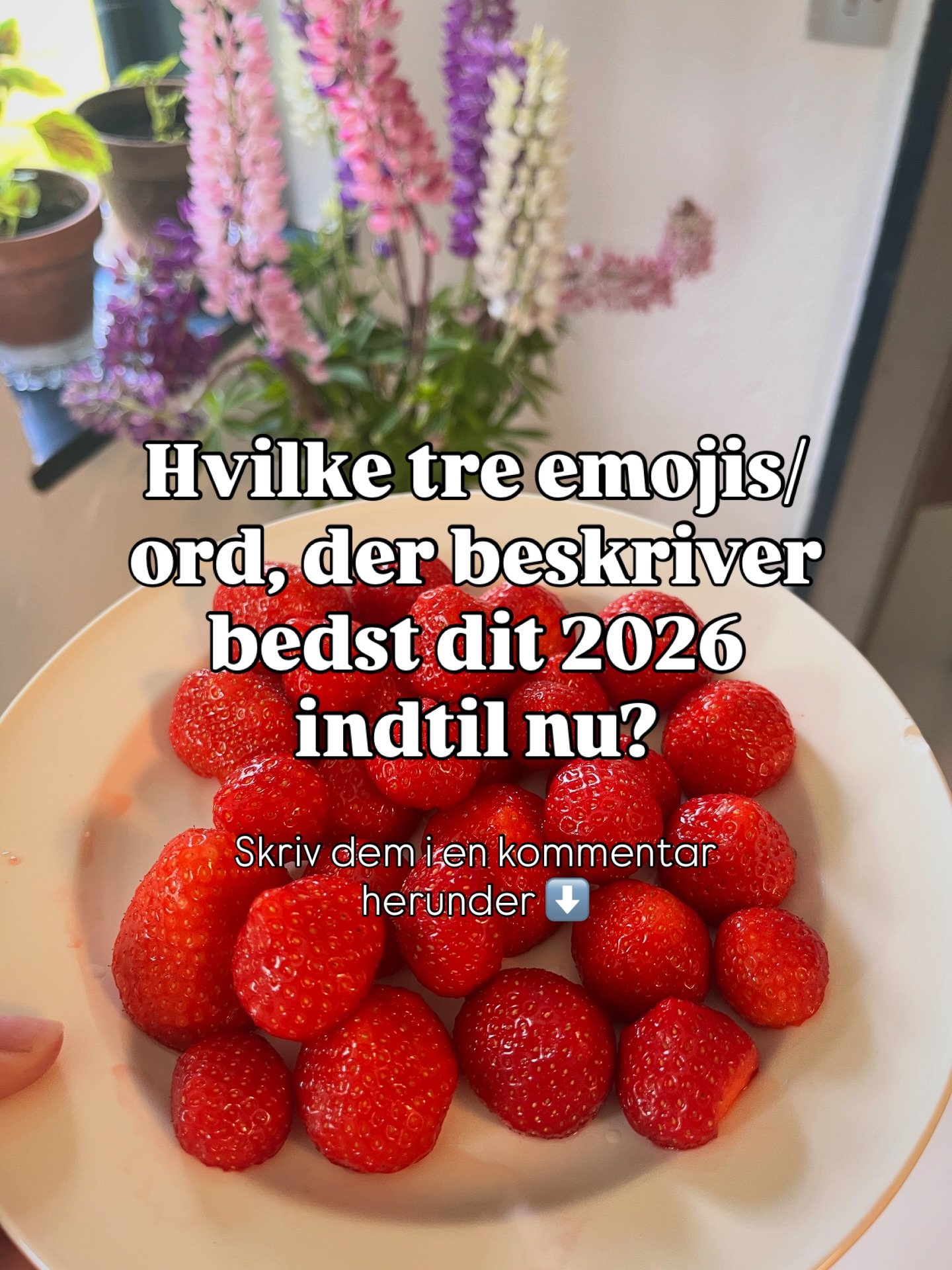 Inspireret af smukkeste @rebeccacampbell_author fik jeg lyst til ogs&aring; at vise de tre emojis/ord, der opsummerer mit 2026 indtil videre. Here goes&hellip;

♾️ Polaritetsdans (more than ever)
&hearts;️ Hjerteekspansion
👩&zwj;🌾 H&aelig;nderne i 