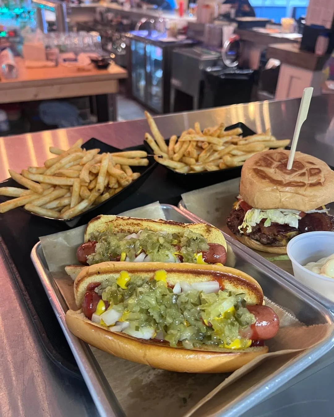 🗣 Groovy Beast Thursday Specials 🍽
&bull;
🚗 1611 Westover St Gastonia, NC 28056 🏋🏽&zwj;♂️ 
&bull;
📱 704-879-4488 for To Go&rsquo;s 🏃&zwj;♀️
&bull;
💻 www.groovybeastco.com 💳 
&bull;
😜 #ThirstyThursday Specials
Chopped Cheese&mdash;seasoned &