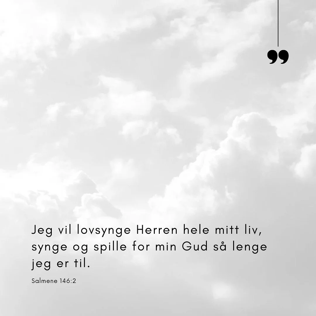 Fredag 24.mai m&oslash;tes vi i kirken for lovsangskveld! Det blir pizza og mingling fra kl 20.00 ✨ Dette er en kveld for deg som liker &aring; synge eller for deg som bare trenger &aring; v&aelig;re stille innfor Gud. Kom med forventning! Vi gleder 