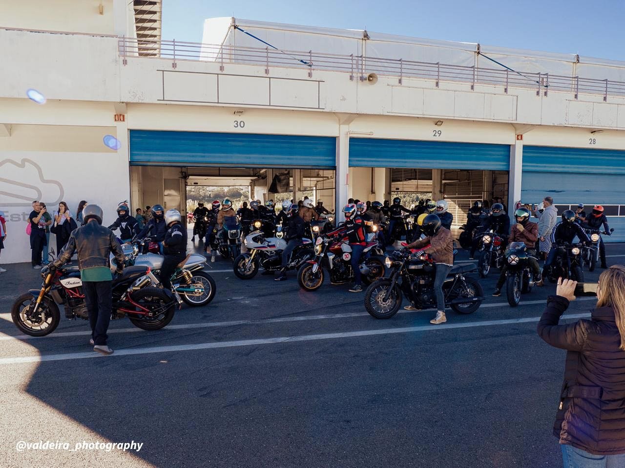 Unruled Track Day Experience.
Obrigado a todos.
📸 @valdeira_photography