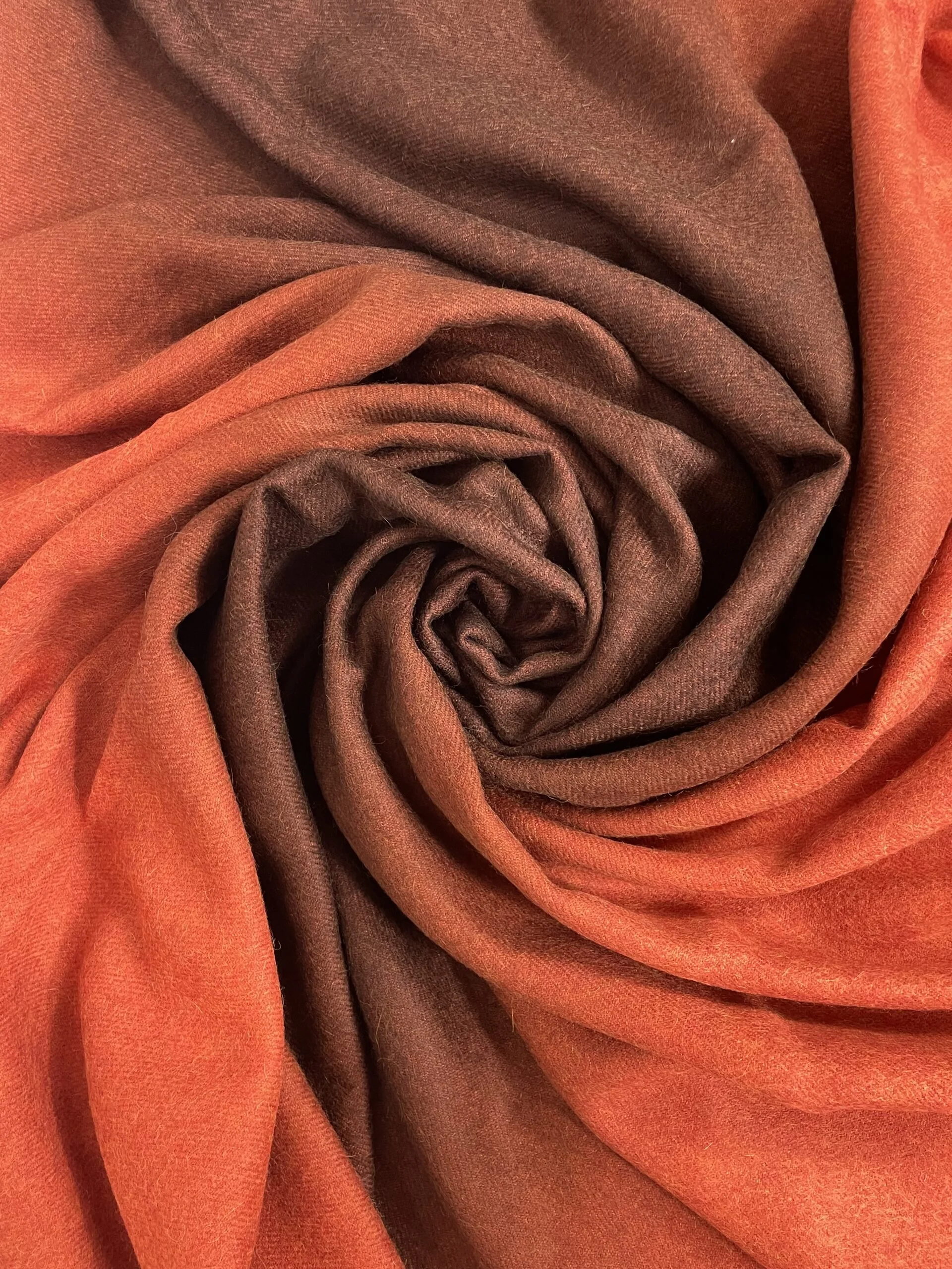 Essential a Mano | Orange + Chocolate