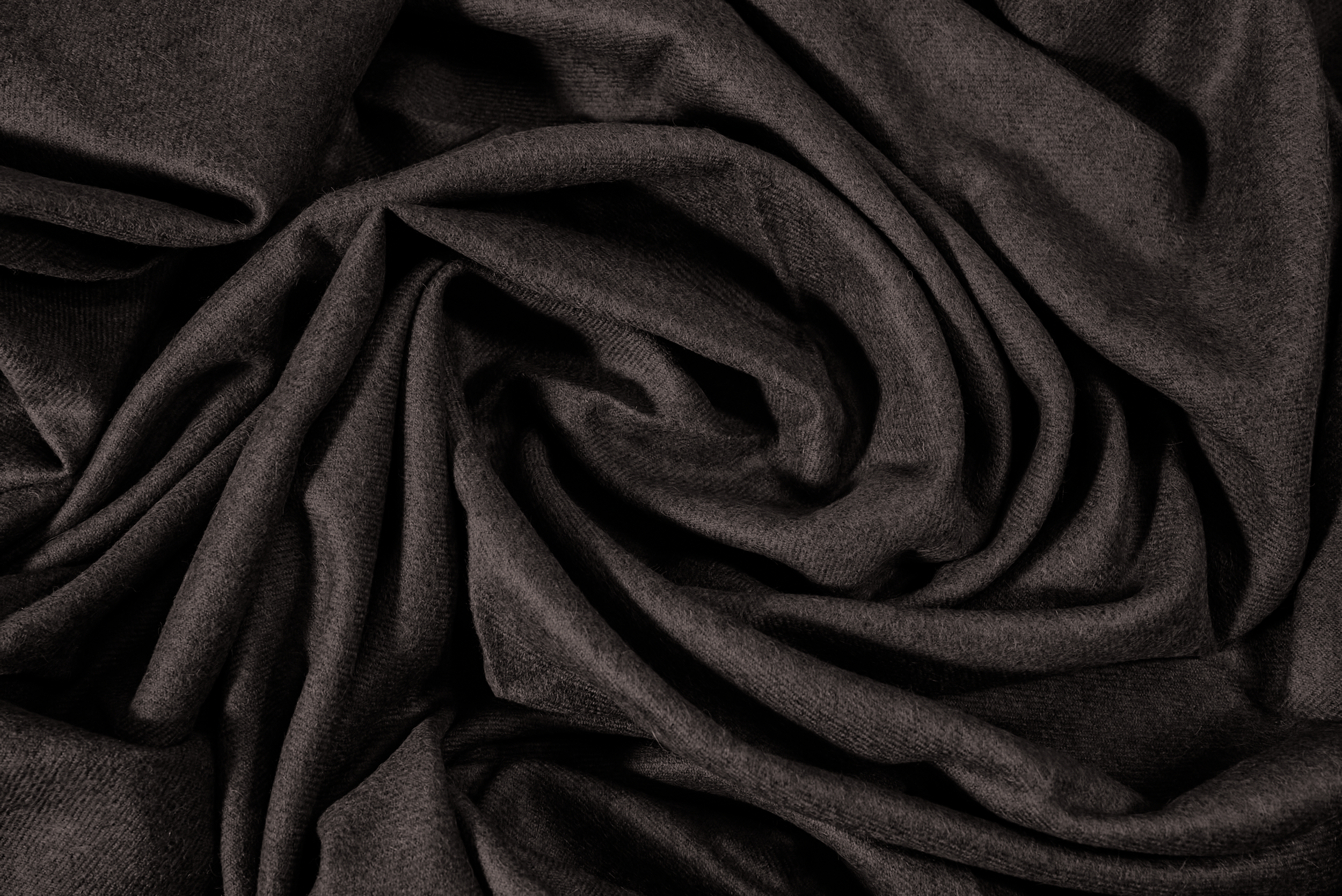 Essential | Dark Grey
