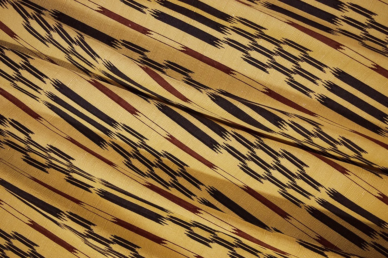 Mori | Yellow & Black