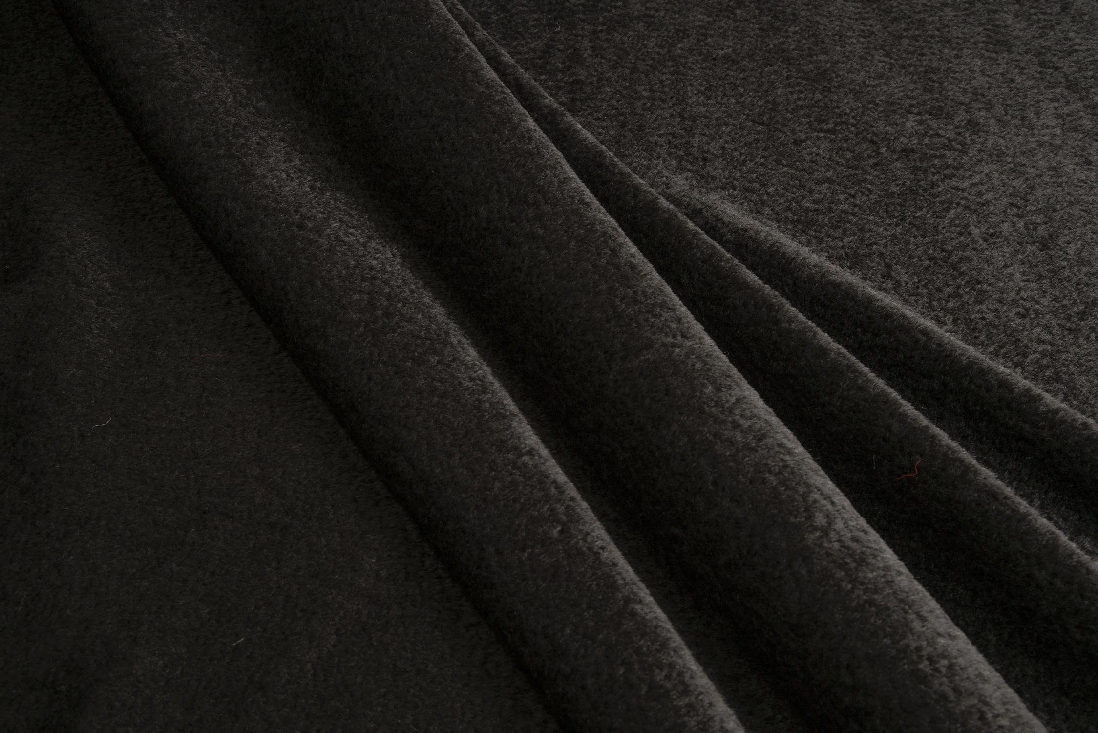 Nuboso | Black