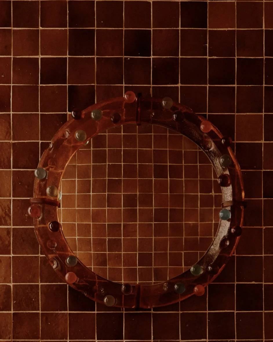 Divot Resin Mirror