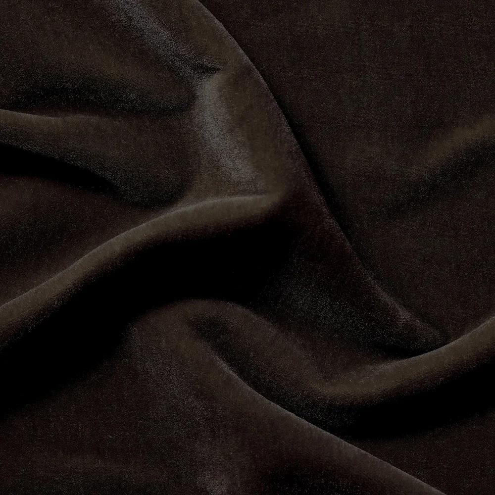 Marci | Clove