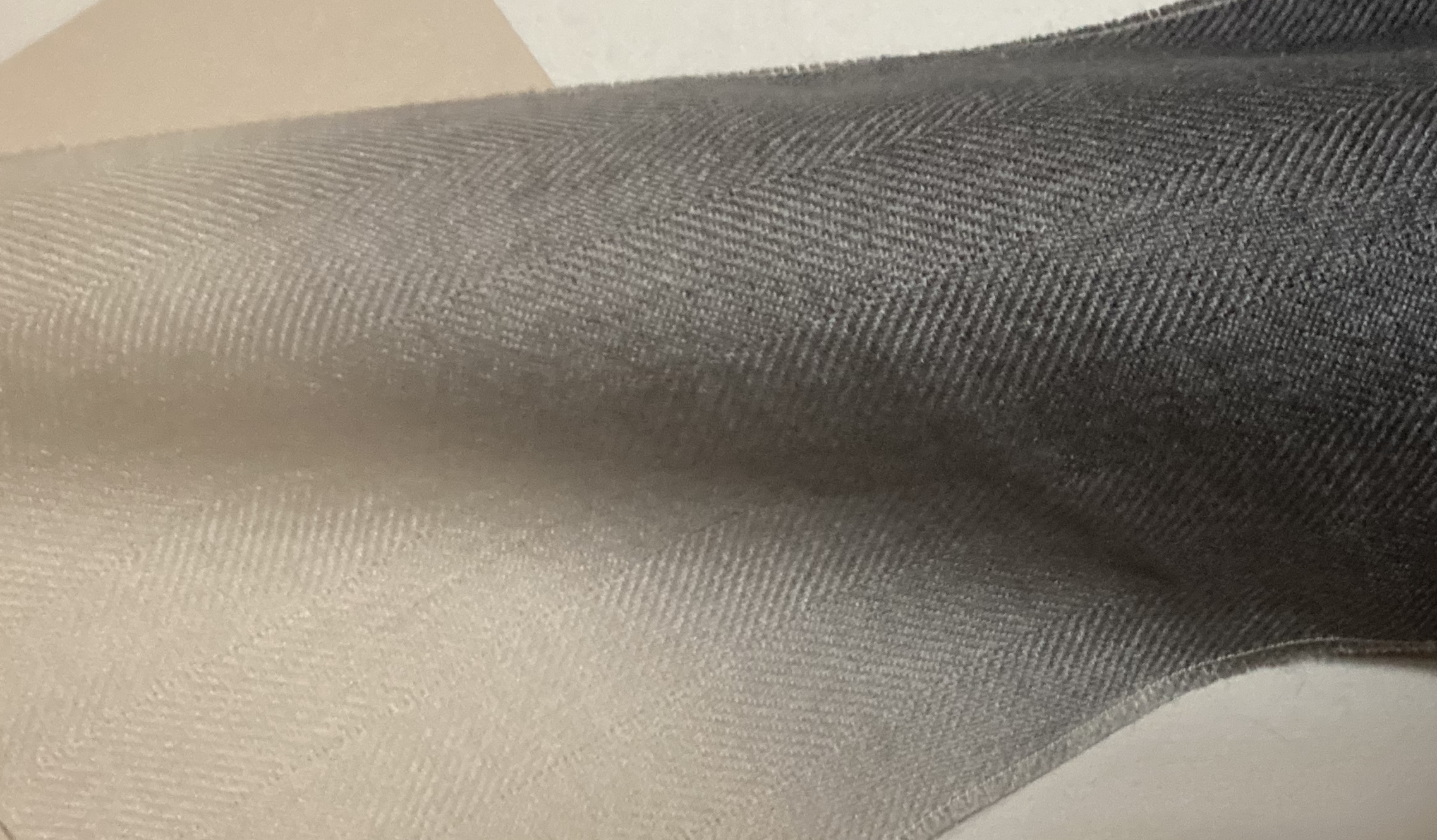 Velo a Mano | White + Dark Grey