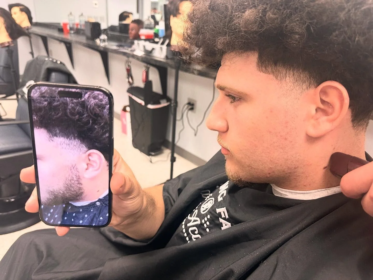 Before school to 5 weeks in 🔥 @moe_blendss We have spots open for January and ONE spot left for October! Hit us up for financing options. 
&bull;
Free haircuts from 10-3:30 today!
#barberlife #barberschool #barbershopconnect #nybarber