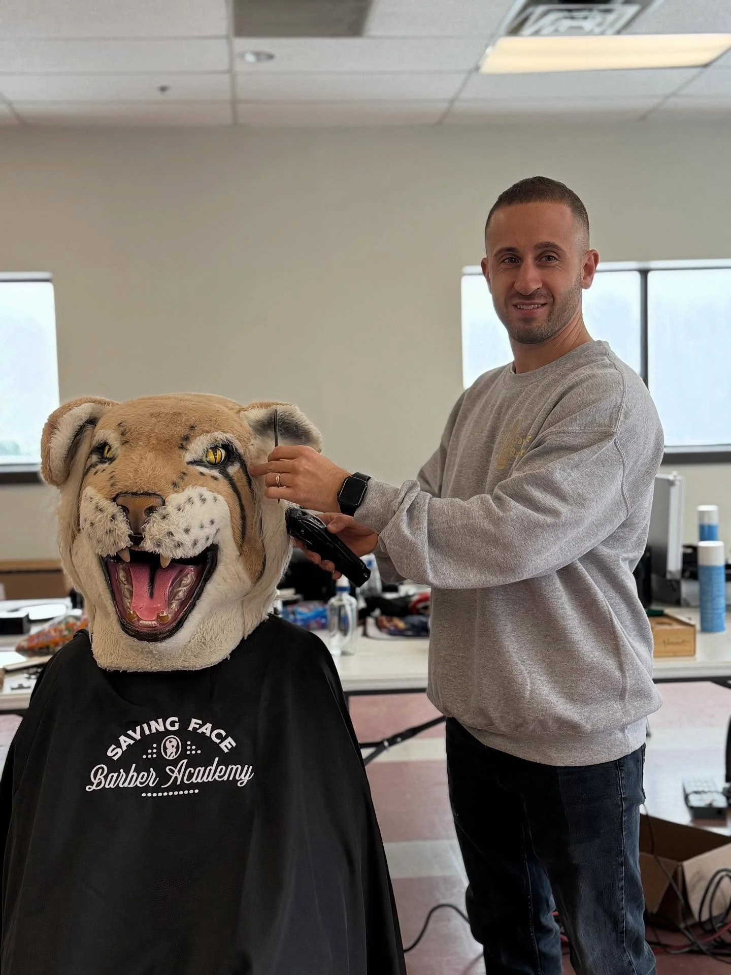 Had a great time doing Cuts for Lil&rsquo; Cats with our Camillus family! Tons of talented and motivated barbers giving their all for our local kiddos!

Thanks for giving us this opportunity to do some good and good haircuts!