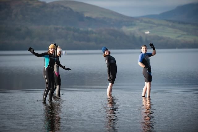 swim going in wave_LPP9507.jpeg