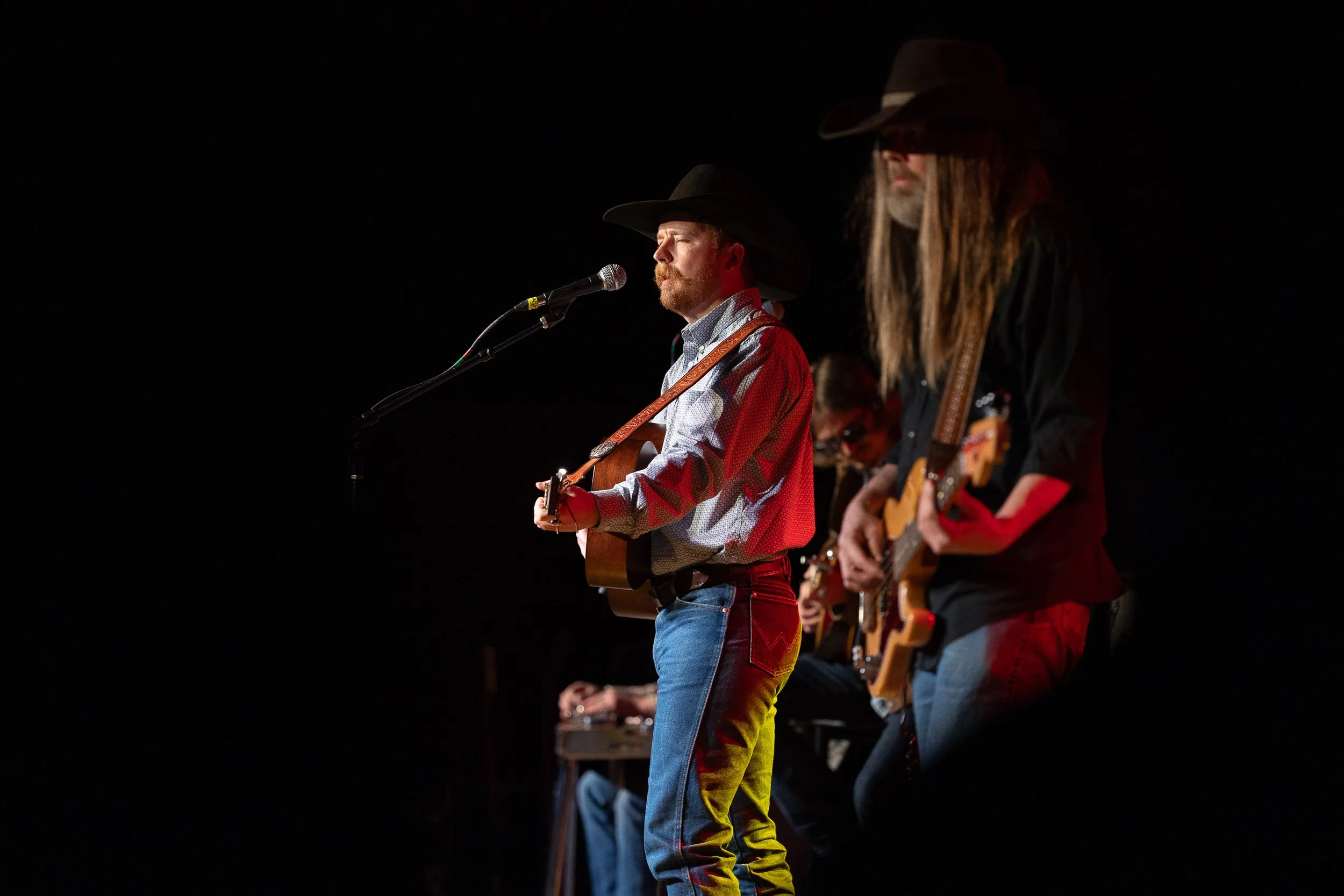 Colter Wall Longhorn 12 6 23 - photo Andrew Sherman-56.jpg