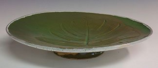 green-leaf-pattern-platter-3.jpg