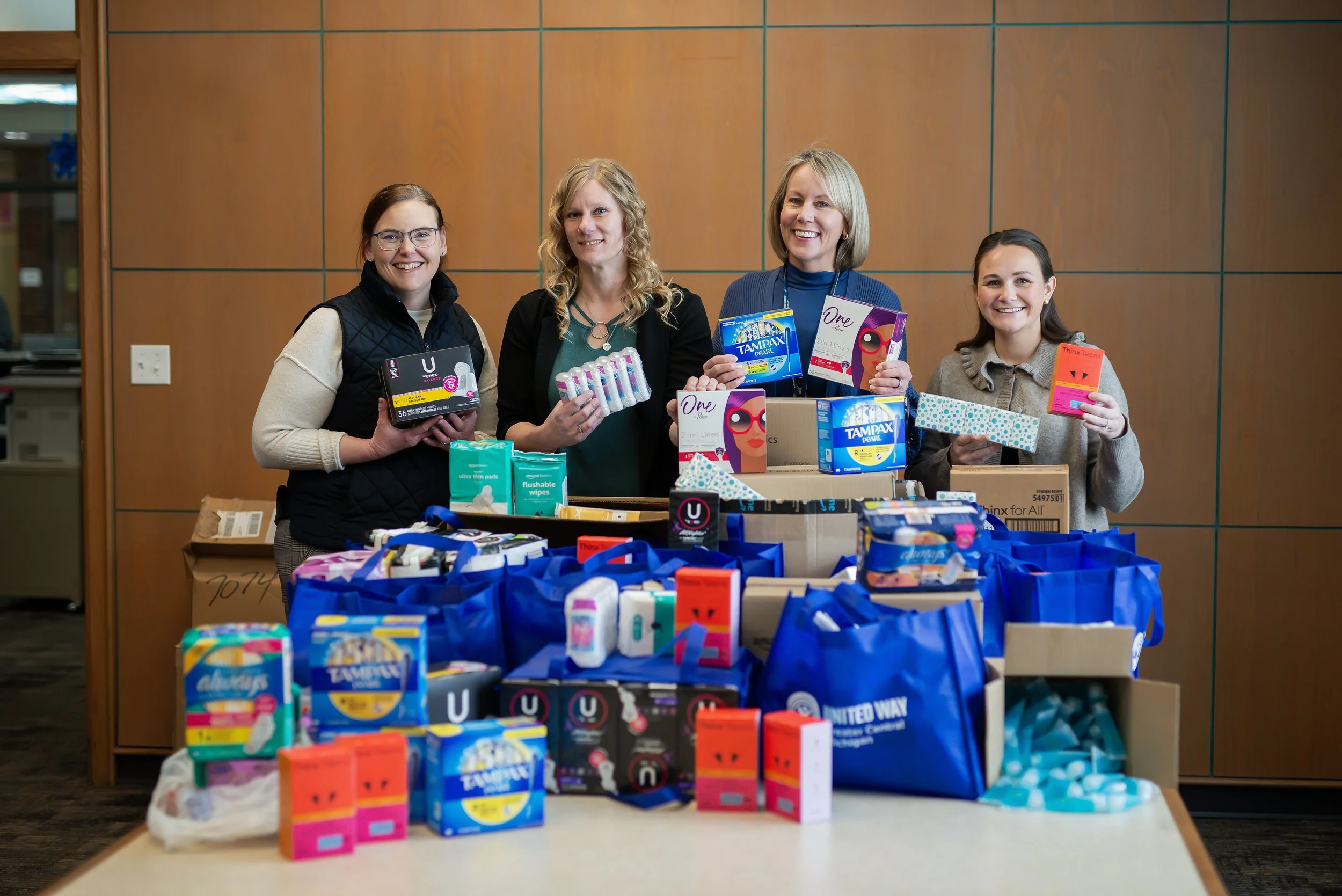 Community Care in Action: United Way and Union Bank Support Lakewood Students