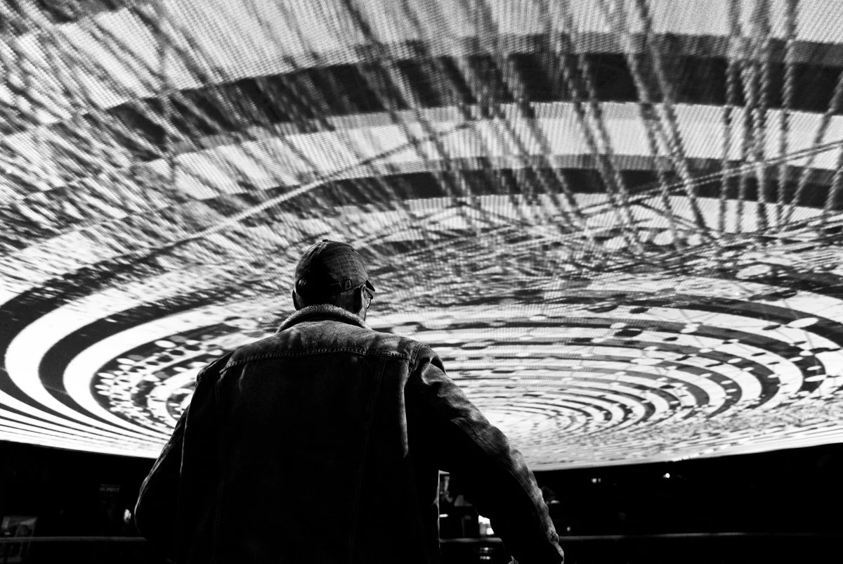 falling-light-DSC01631-1200x802.jpg