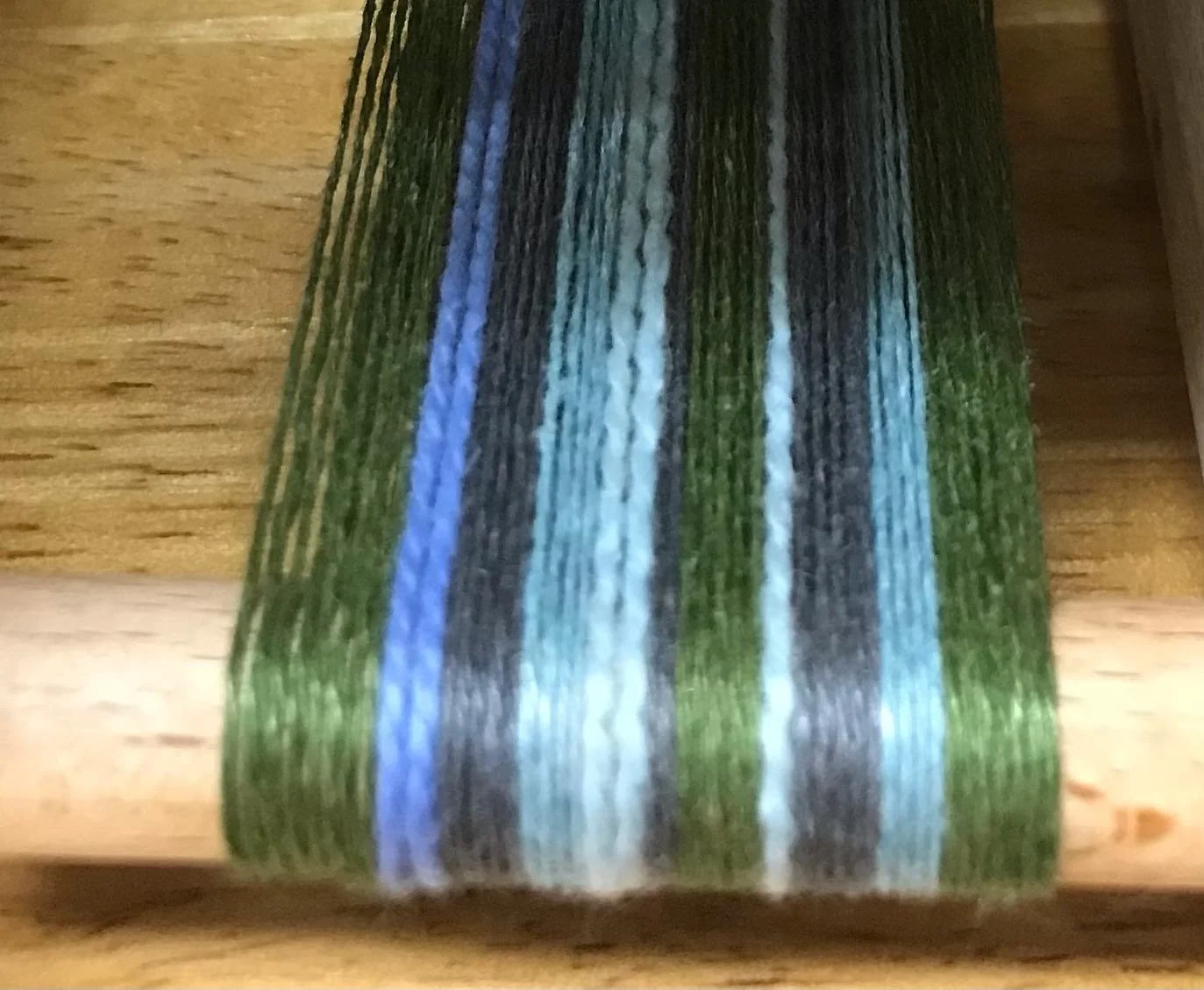 This Sunday, Dec 21 at Newport Harbor Island Resort from 10-noon try your hand at weaving. DM me or sign up at link in bio.