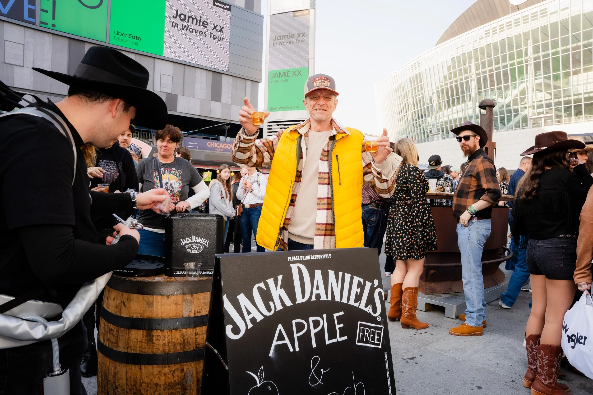 jackdaniels_shaboozy_berlin-whiteshoottaa-105.jpg