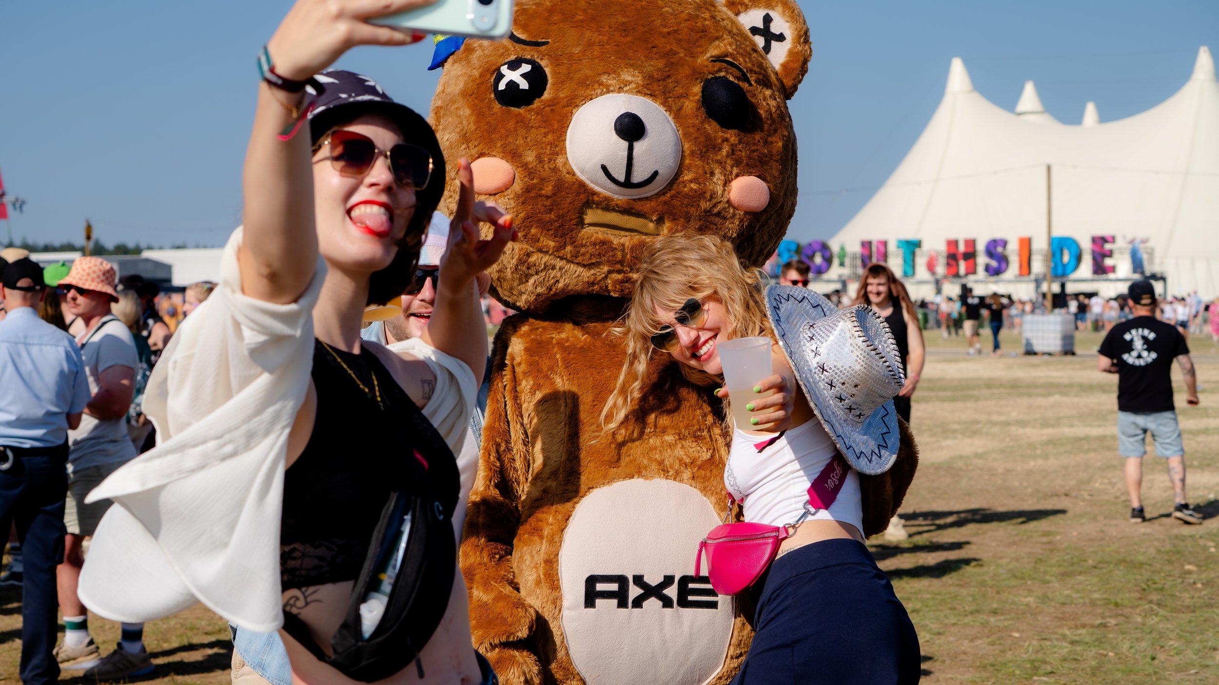 AXE_Substanz_Marketing_final_whiteshoottaa-19.jpg