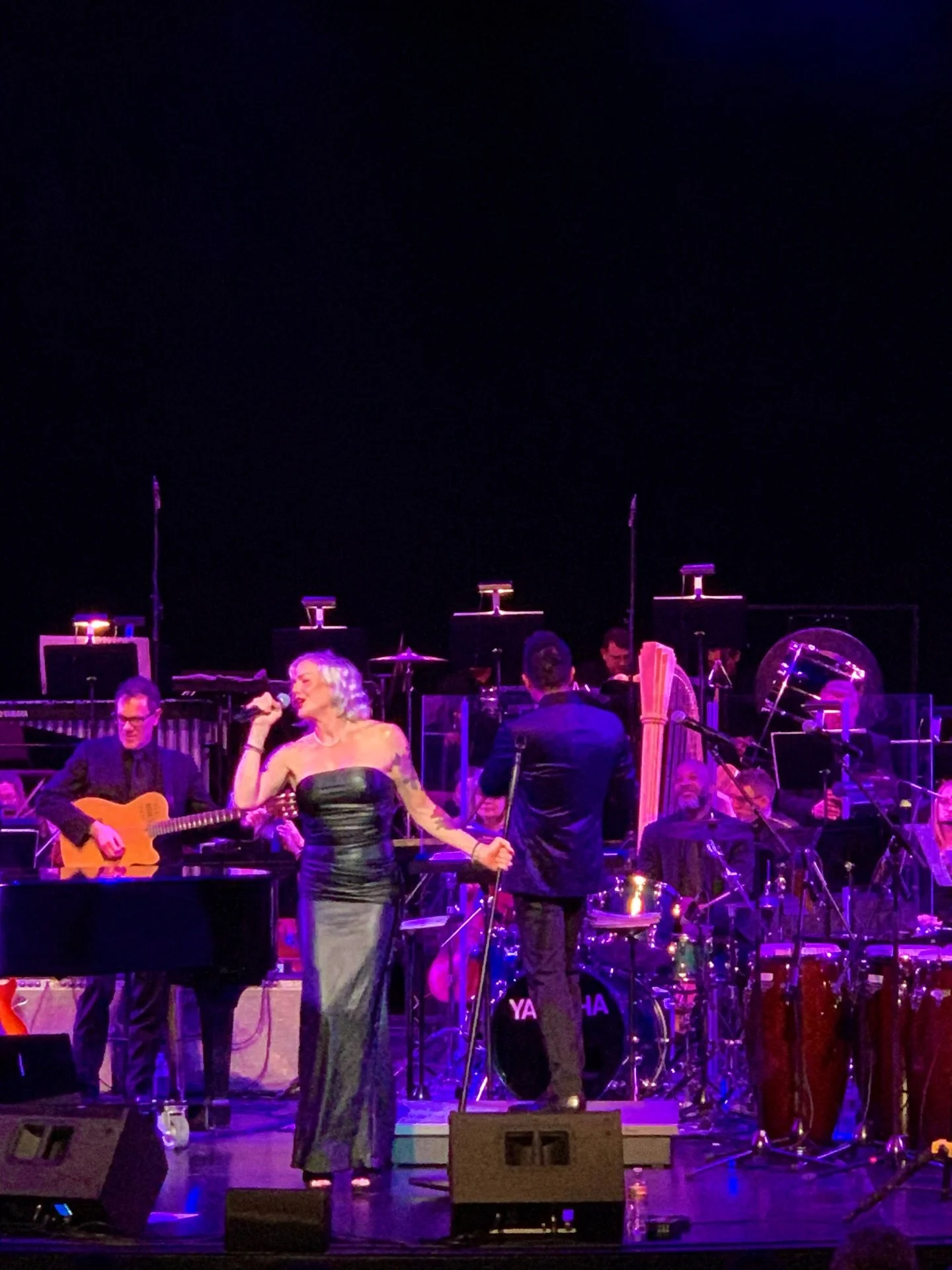 It&rsquo;s show time!

@pinkmartini 
@stormof69
@nikolascaoile 
@numericapac 

#wenatchee #wenatcheevalley #wenatcheedowntown #leavenworth #chelan