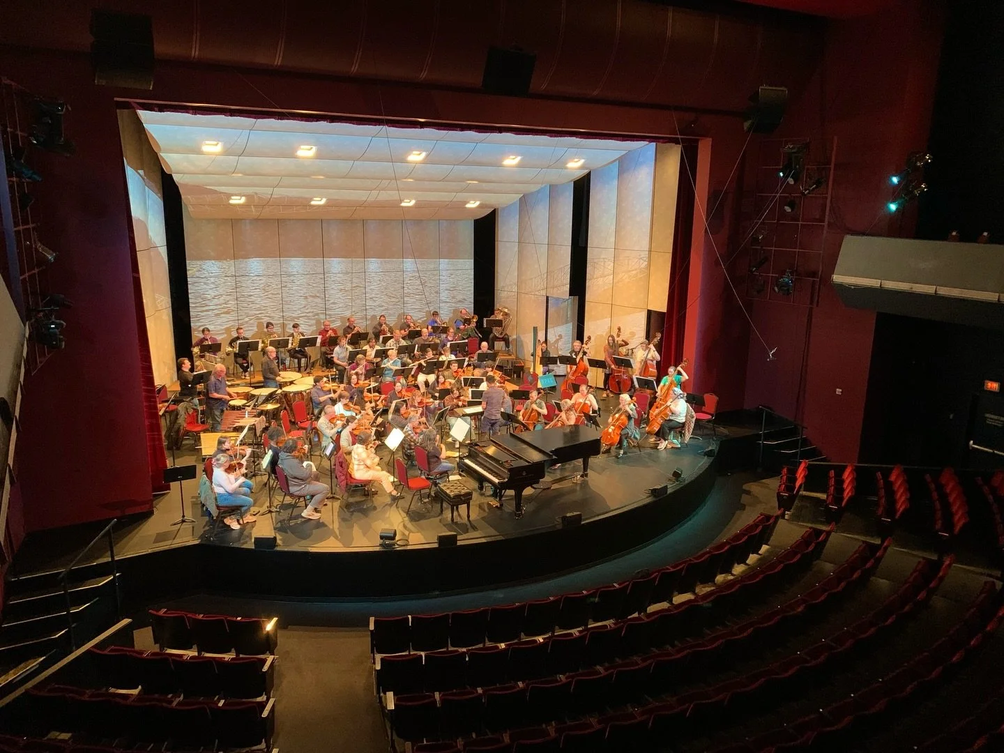 It&rsquo;s happening! Rehearsals for the America the Beautiful show at full swing. 

There are just a few tickets left. Grab yours while you can! Link in bio.

We&rsquo;ll see you at the concert!

#wenatchee #pickwenatchee #leavenworthwashington #cas