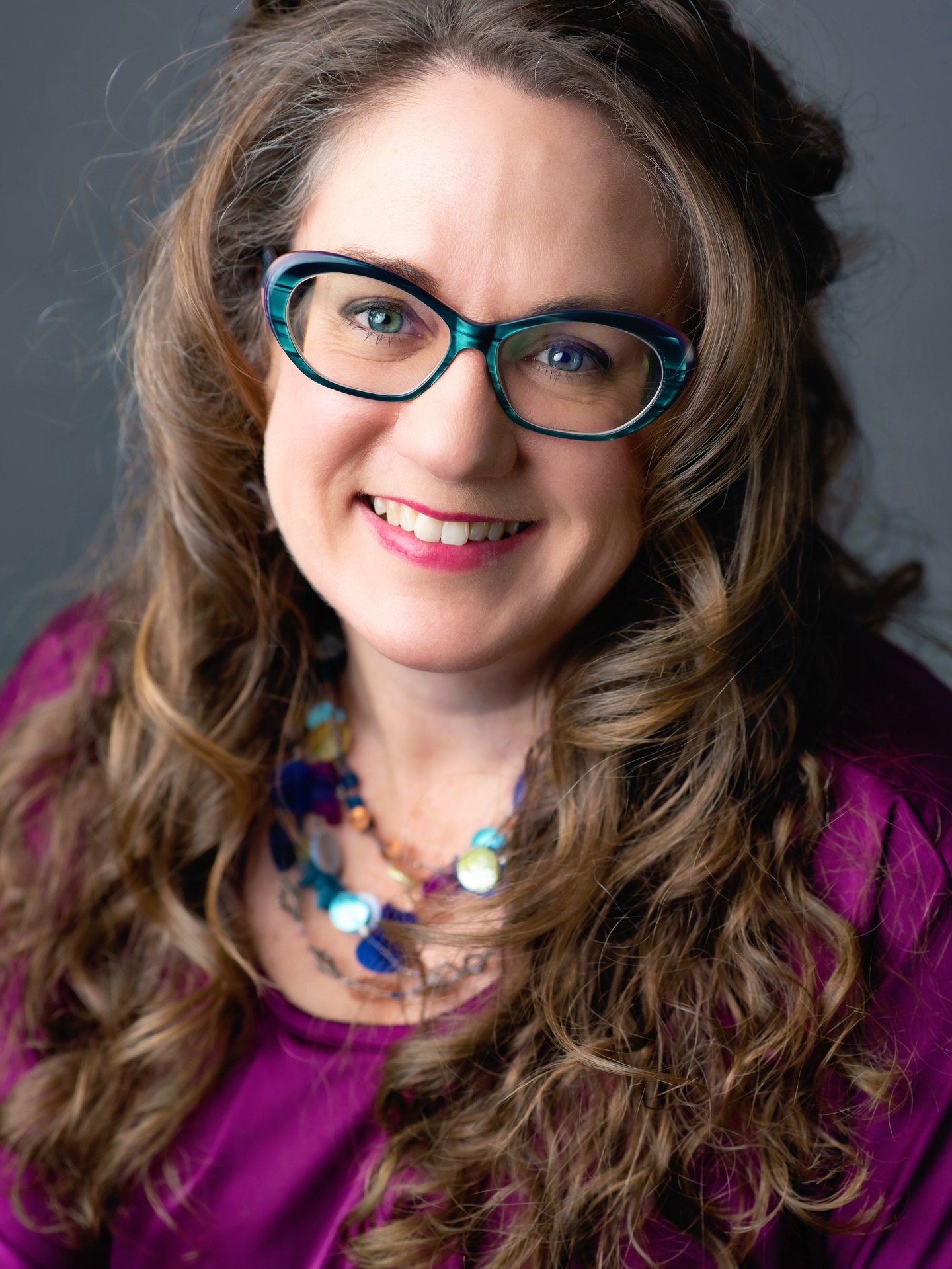 Please welcome our @ncwartsalliance artists Kmbris Bond @kmbrisbond , Amber Hall @amber_dawn_artistry and Amber Zimmerman @amberzimmermanart !
 
Enjoy thematic pop-up art exhibition at the lower lobby of the @numericapac before the show and during co