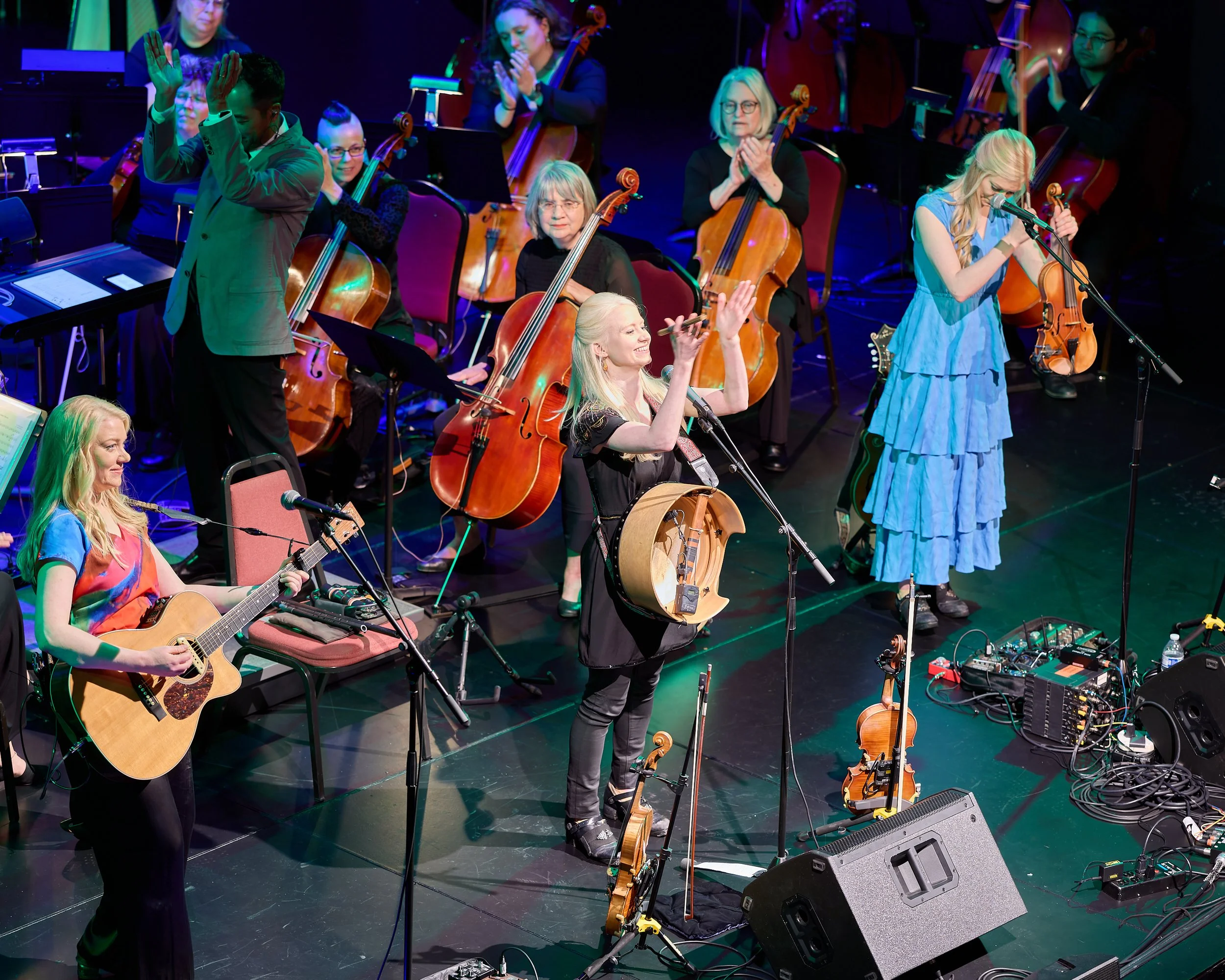Photo Gallery: The Gothard Sisters: Moment in Time