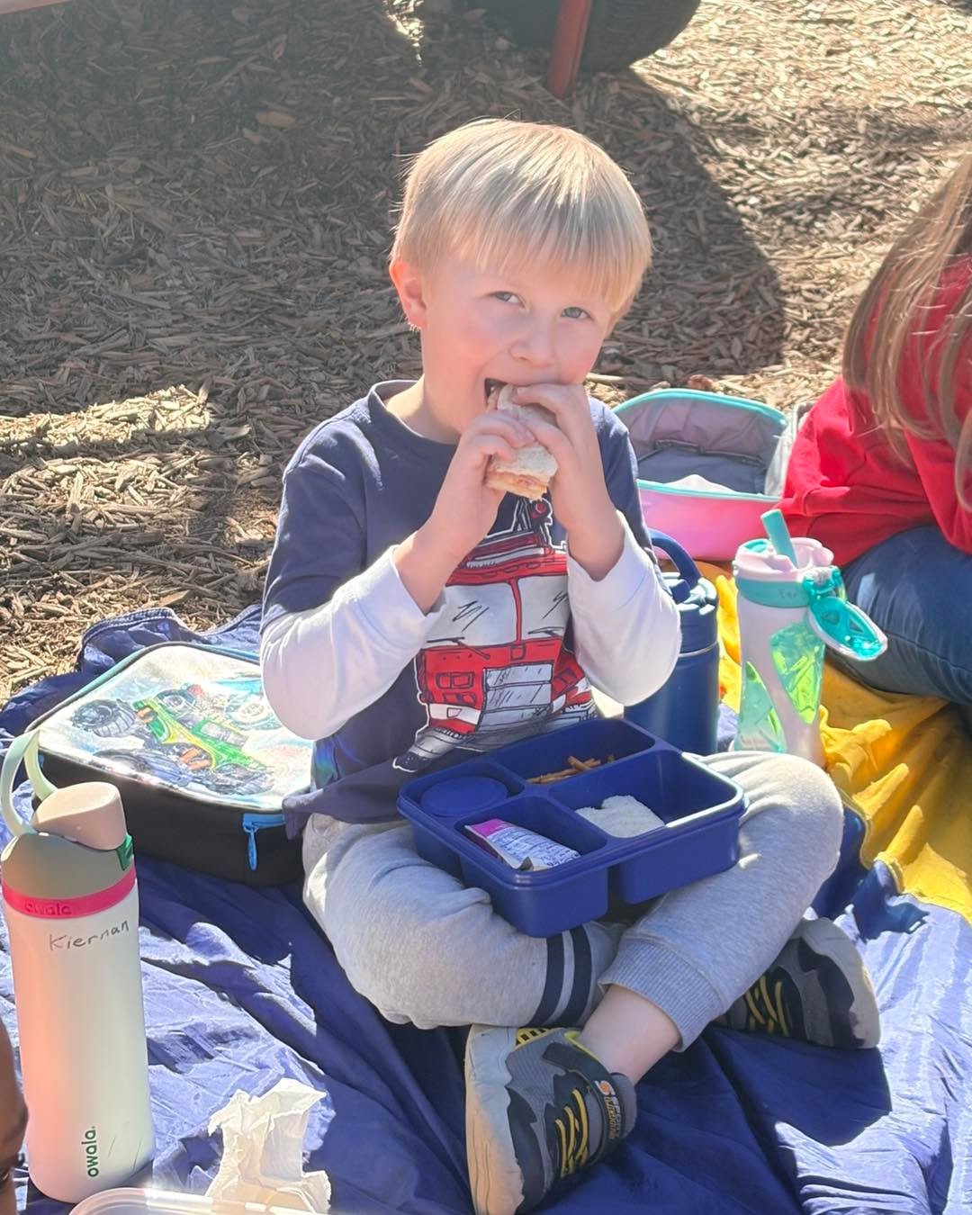 February picnics and conversations in the sun. We took full advantage of the sunshine today! ☀️