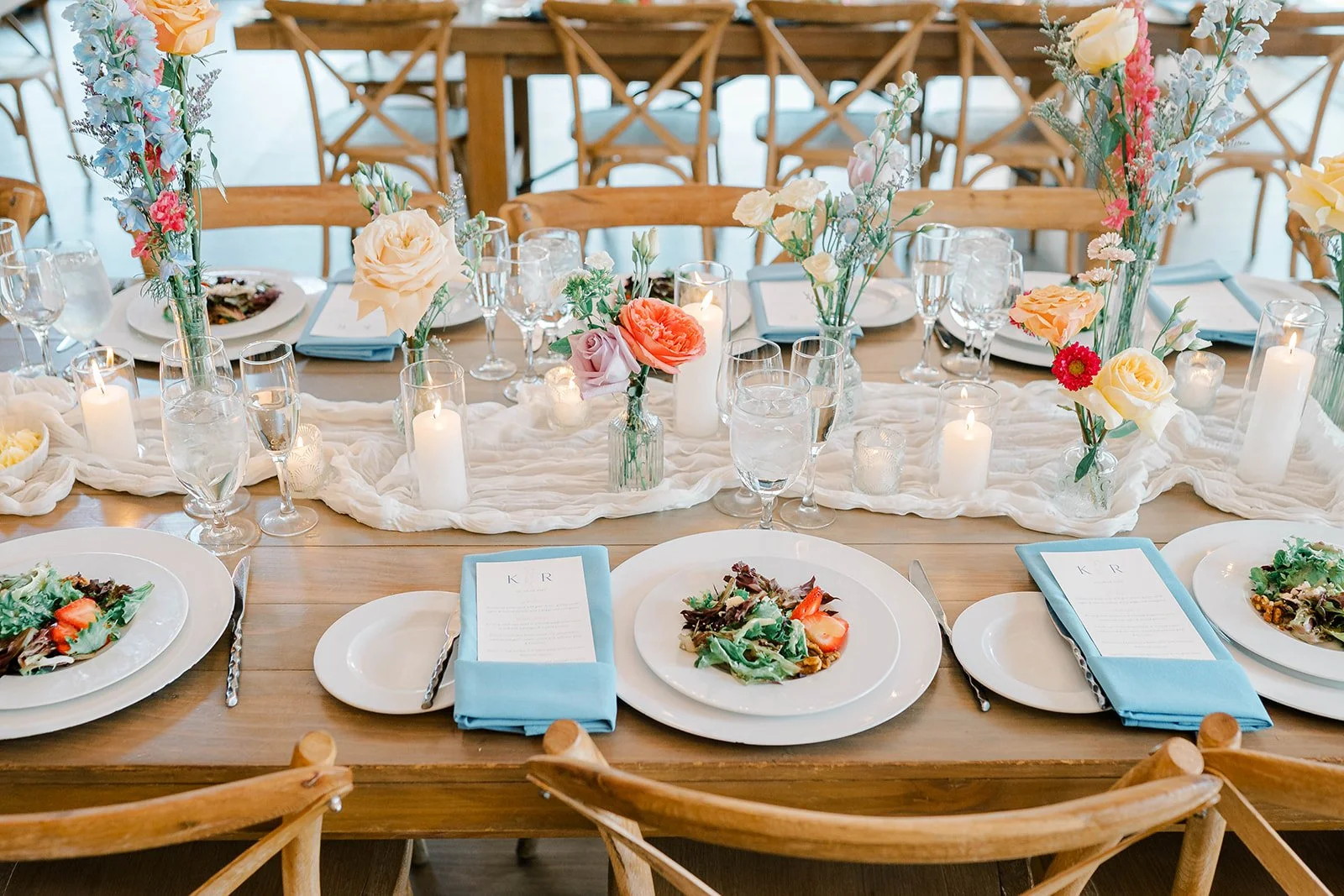 centerpiece place setting.jpg