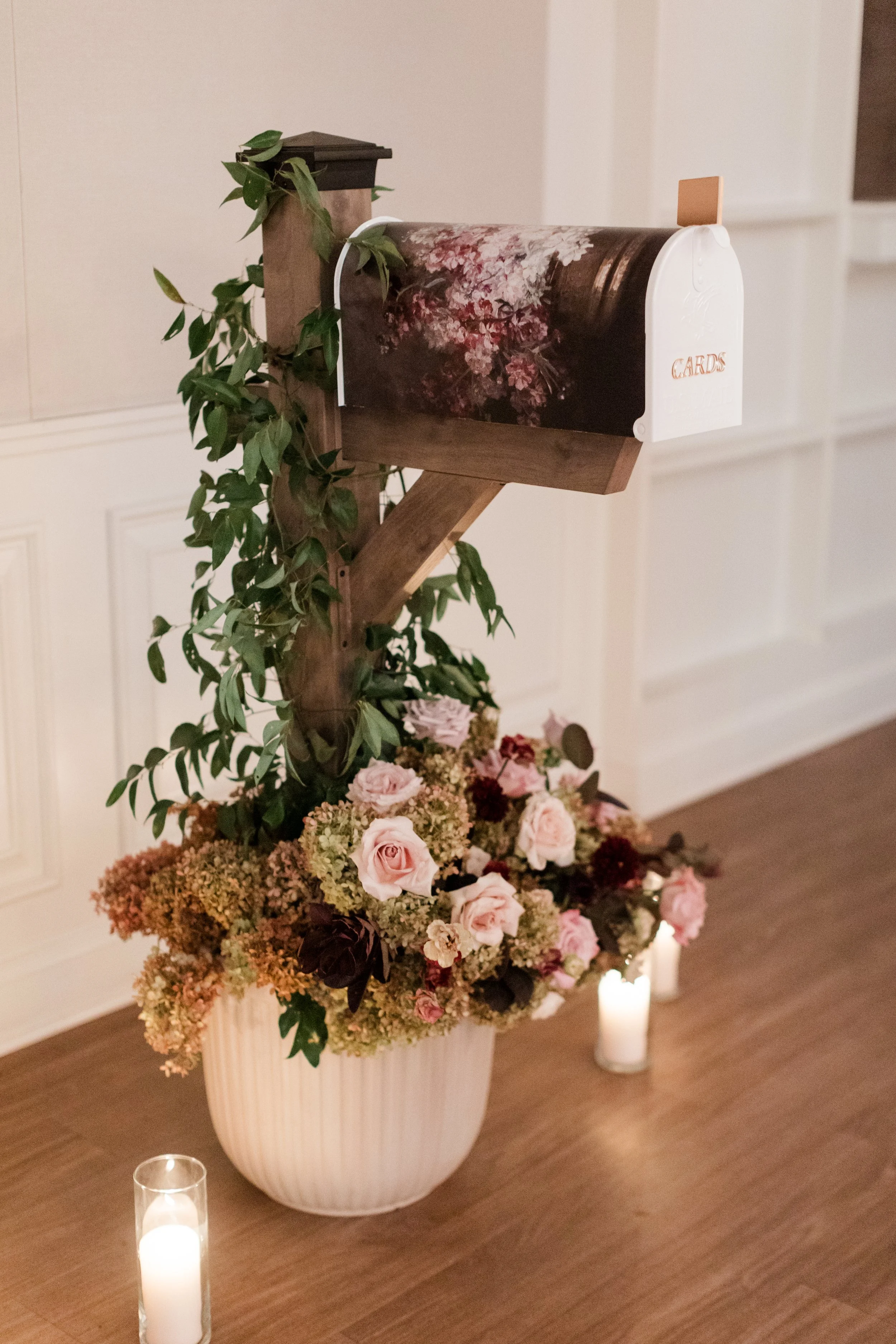 mailbox card box.jpg