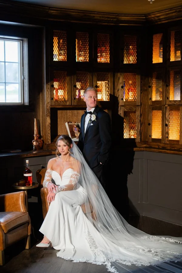 bride and groom rotunda whiskey (2).jpg