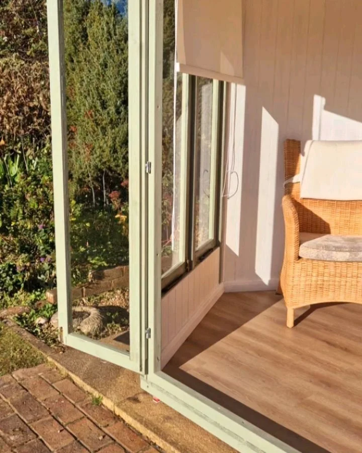 Finished up this lovely little garden reading room for our client over in Seaford today.

🌐 - www.custombuildcarpentry.com
☎️ - 07469247065
📧 - lewis@custombuildcarpentry.com