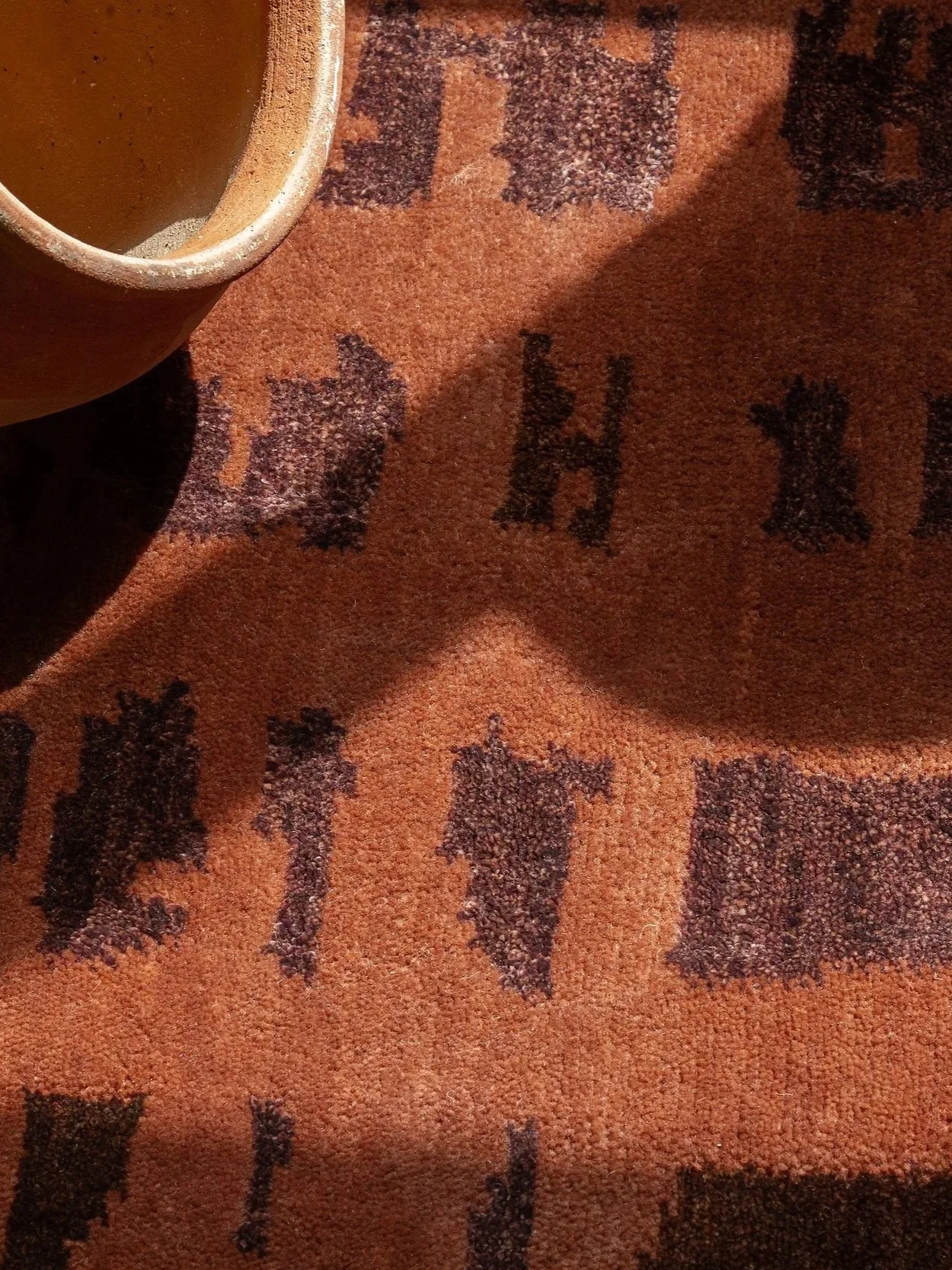 Totzke_Rugs_Running_Line_Handknotted.jpg