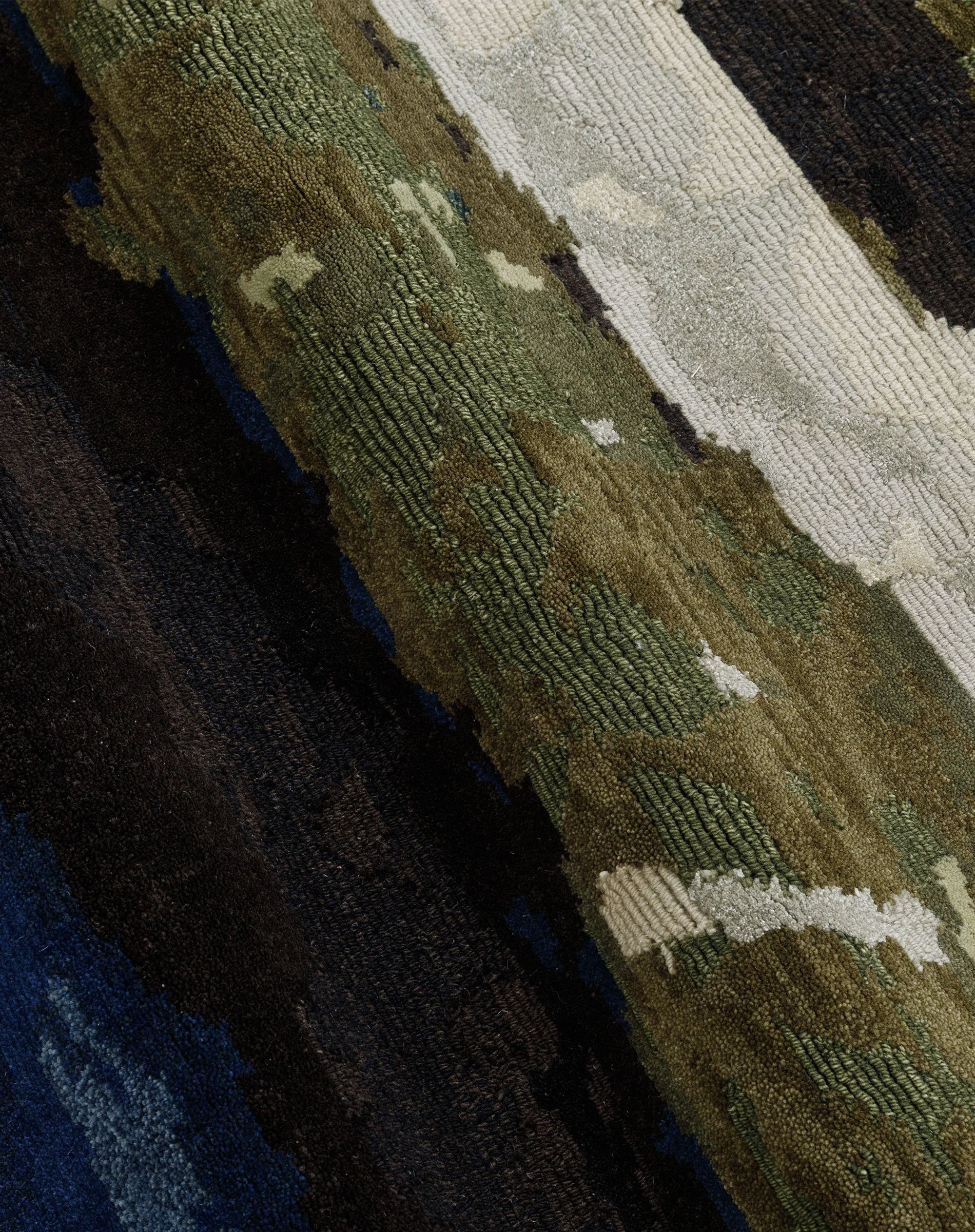 Totzke Rugs_ Coast full rug image 2.jpg