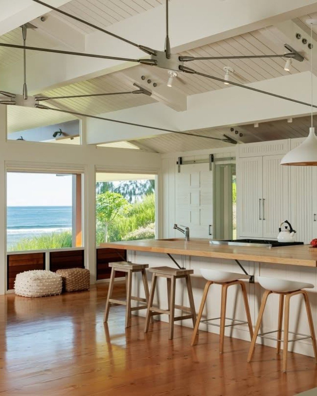 If paradise had an address, this would be it. 🌊

Limahuli Ocean Estate sits at the iconic &ldquo;end of the road&rdquo; on Kaua&lsquo;i&rsquo;s North Shore, spanning 8.29 oceanfront acres with over 400 linear feet of pristine beachfront and sweeping