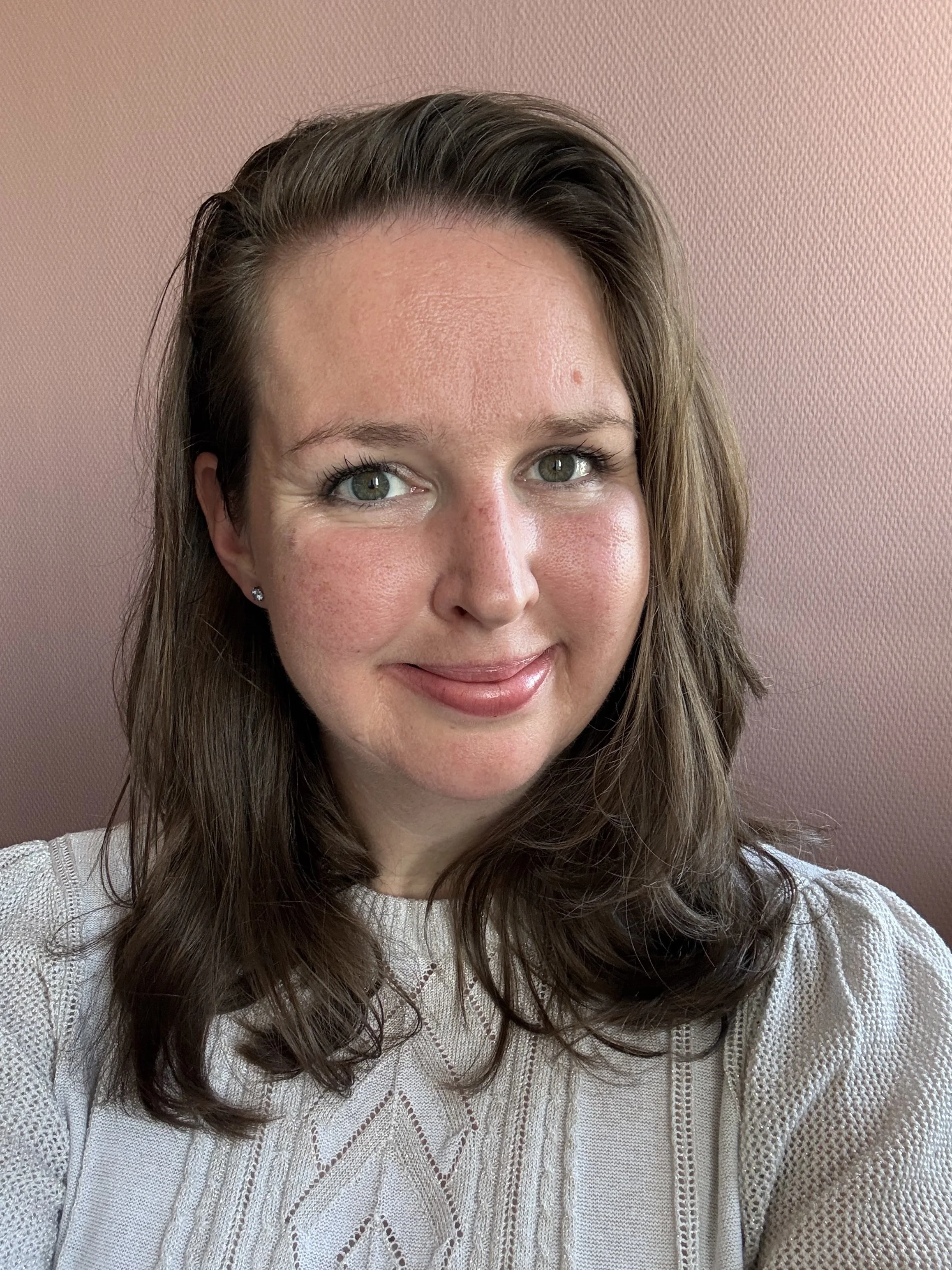 Over Brenda Nieuwenhuizen | Leven, werken en ouderschap vanuit je unieke blauwdruk