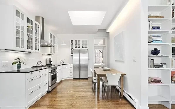 bond kitchen.jpg