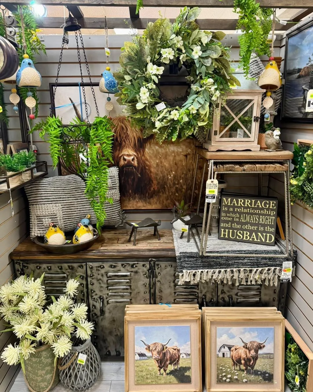 April Finds ☔️🌦️🌈

#Coyles #CoylesCountryStore #Tillsonburg #OxfordCounty #Shoplocal