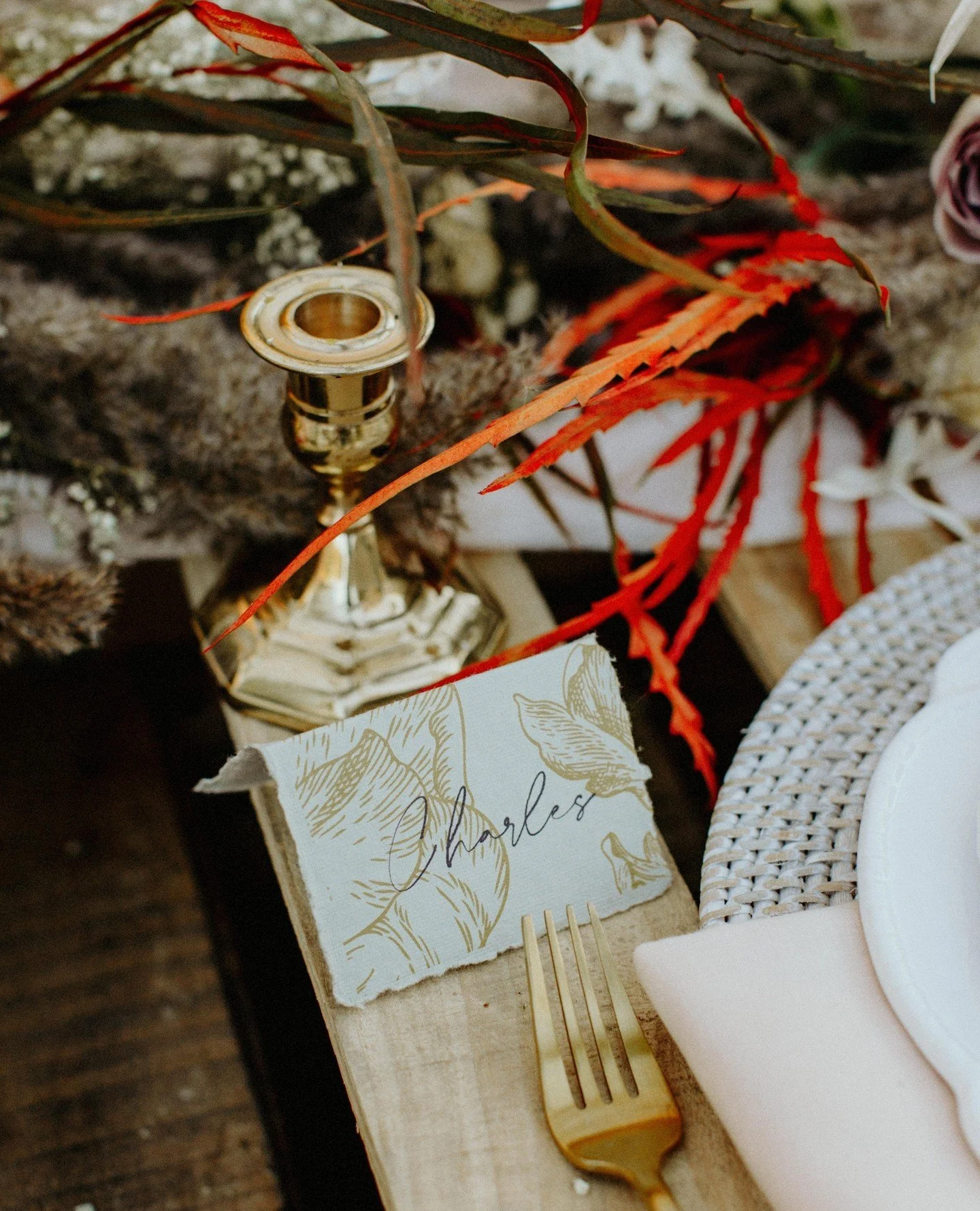 I started a conversation last week in one of my posts about AI. It led to some great discussions in my DMs, and I wanted to share resources on AI for the wedding industry with an article I wrote for Catersource&mdash;link in my bio.⁠
⁠
If you have an