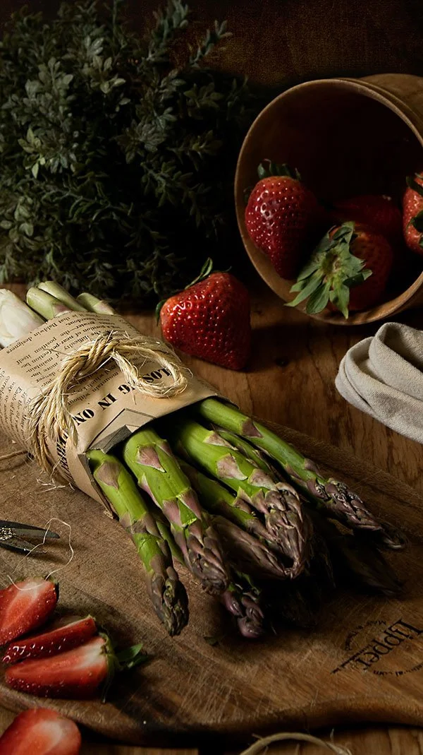 Asparagus and strawberries
