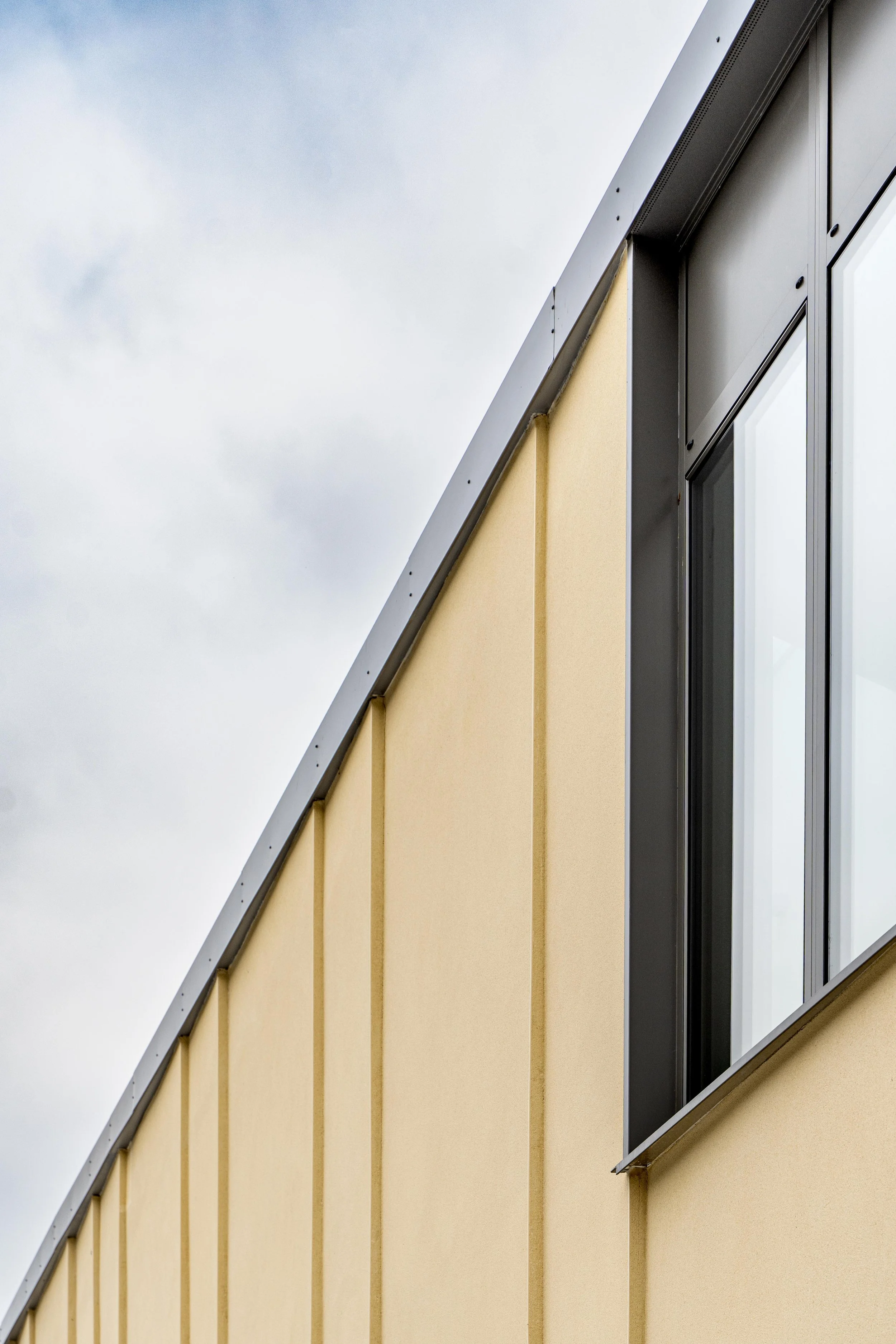 Mairie de Rousies, Salvator-John Liotta, Alia Bengana, Becambium, hors site, beton de chanvre, hempcrete