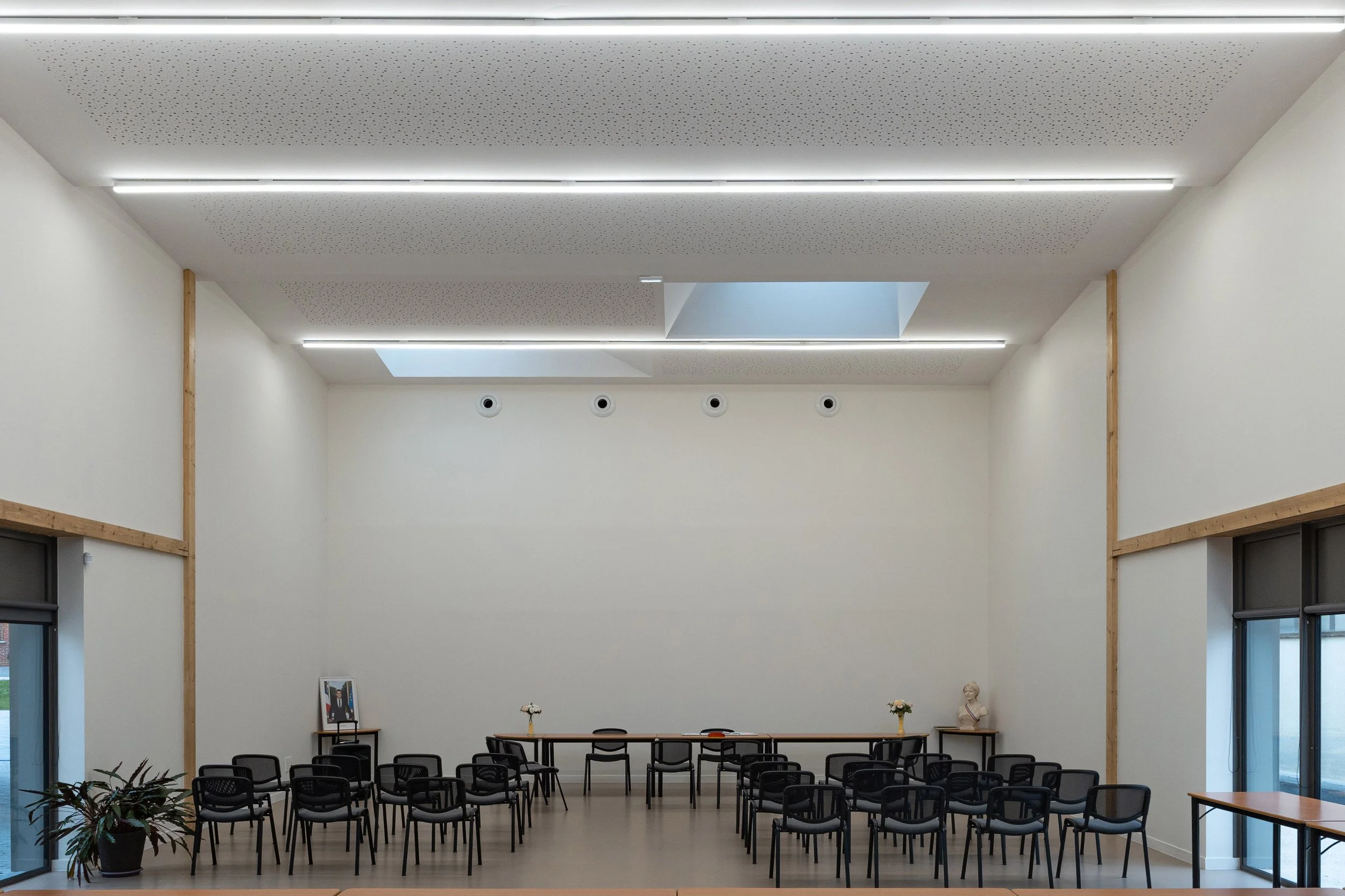 Mairie de Rousies, Salvator-John Liotta, Alia Bengana, Becambium, hors site, beton de chanvre, hempcrete