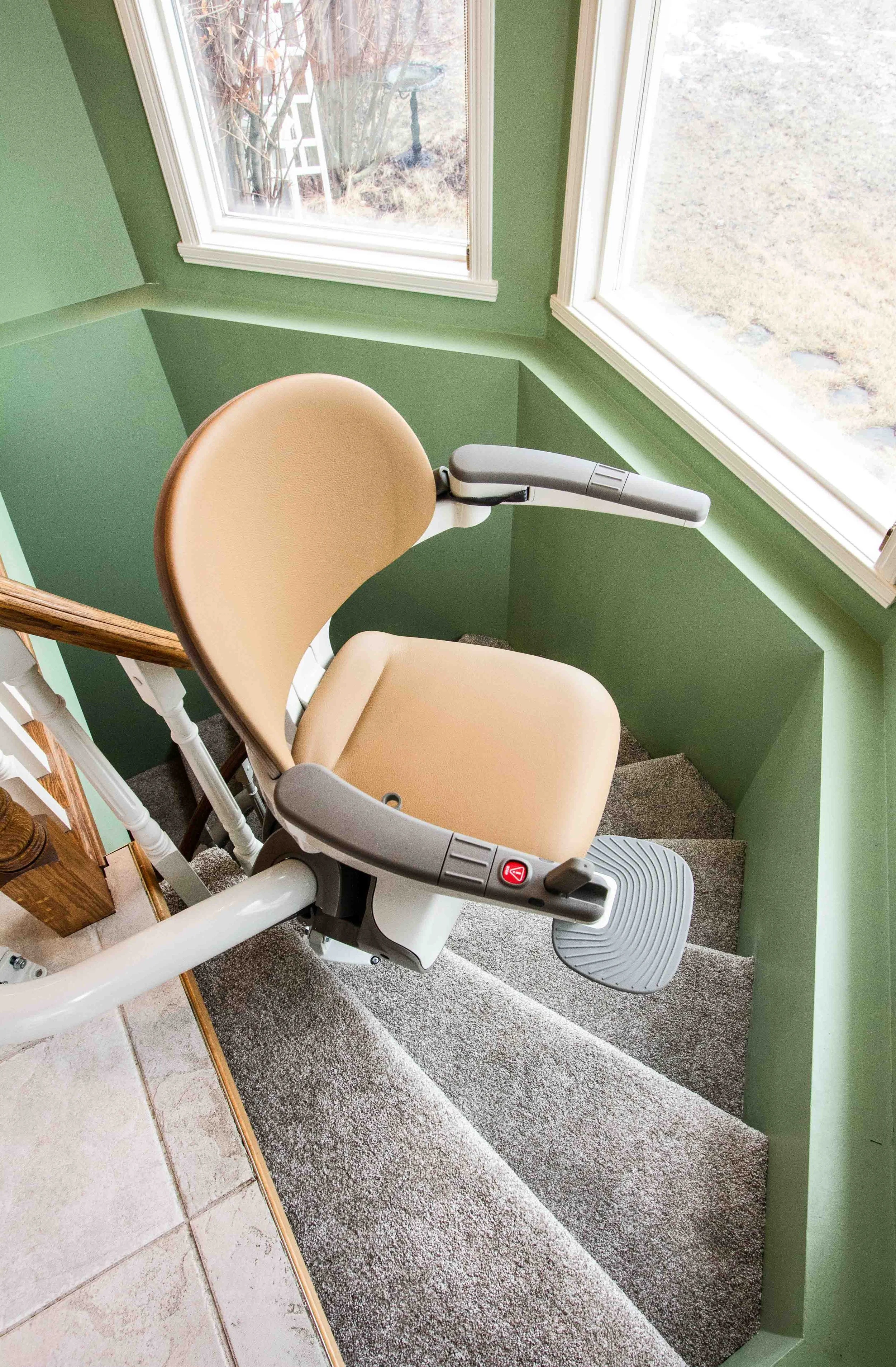 Compound Curve Stairlift Installation using the Flow X Curved Stairlift